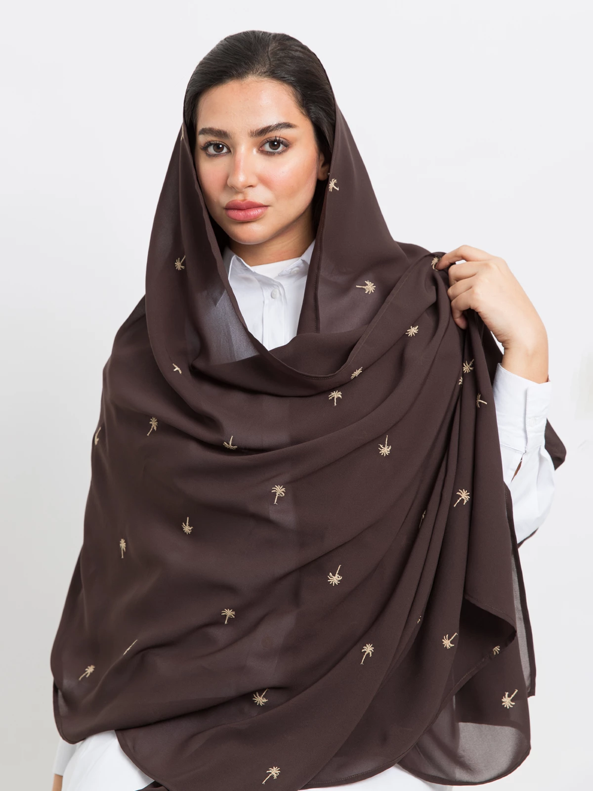 Brown Nakhltna Tarha 