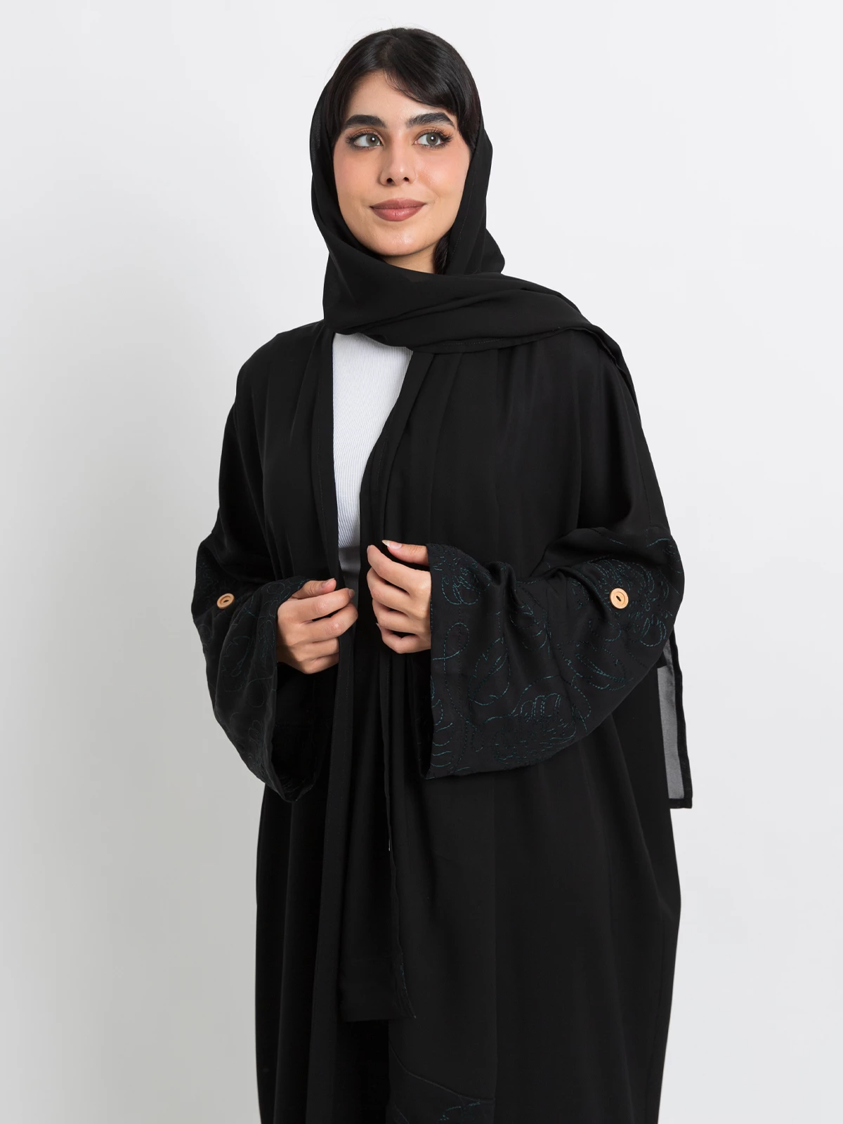 Black Tangled Leafs Bohemian Abaya