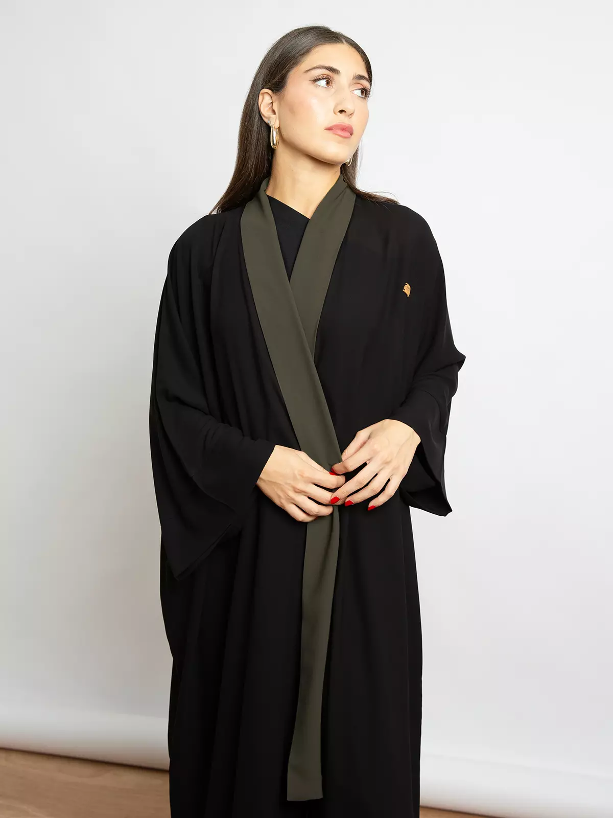 Latest Abayas, Clothing & Tarha Get your unique fancy abaya now