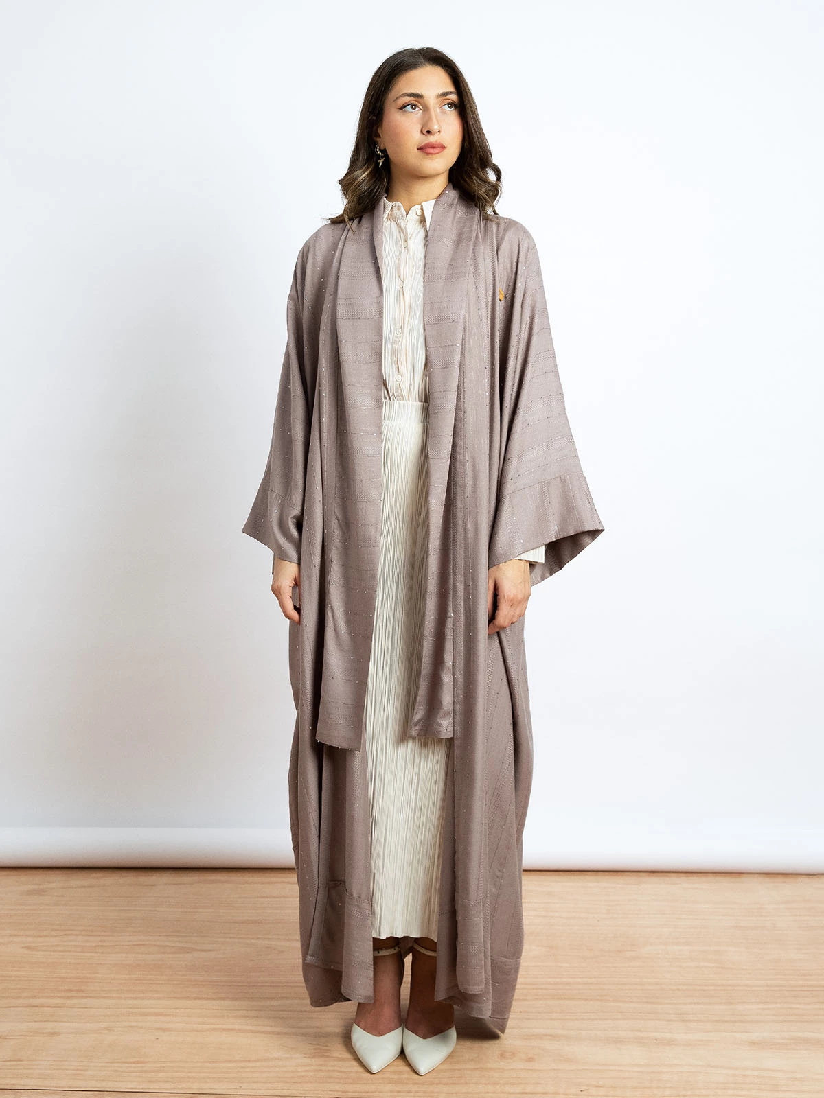 Kaafmeem women clothing wide cut pink color long fancy sequin abaya in lightweight fabric for Ramadan nights