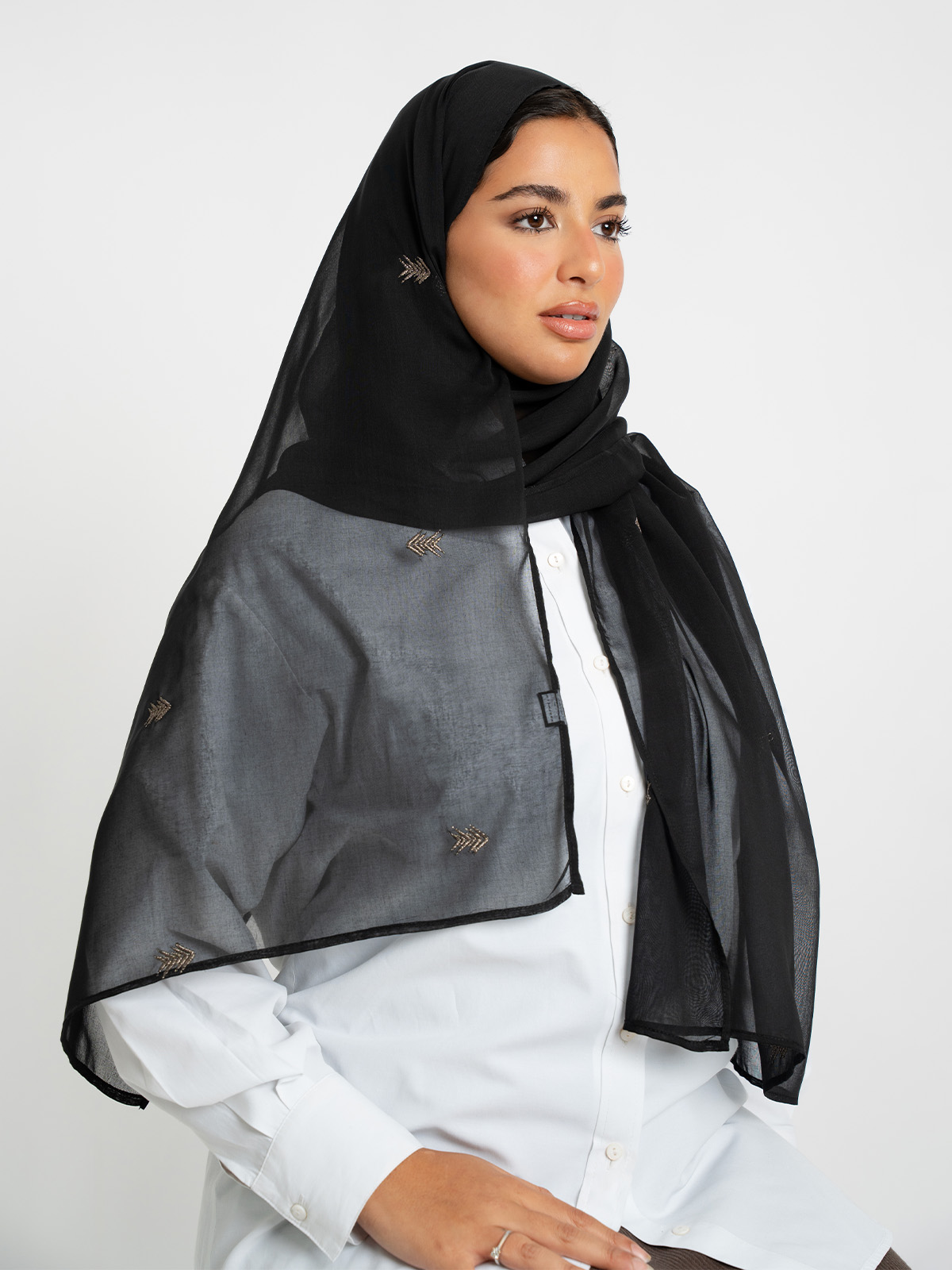 طرحه بوال طبقة سهام السدو أسود