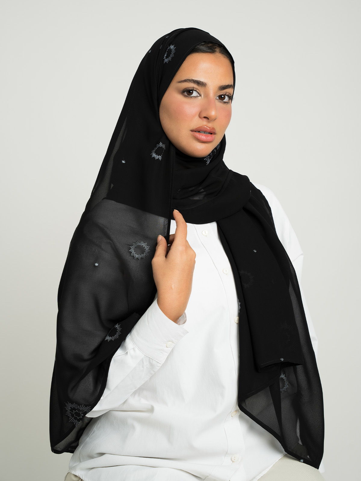 طرحة السماء اللامعه ليزر أسود