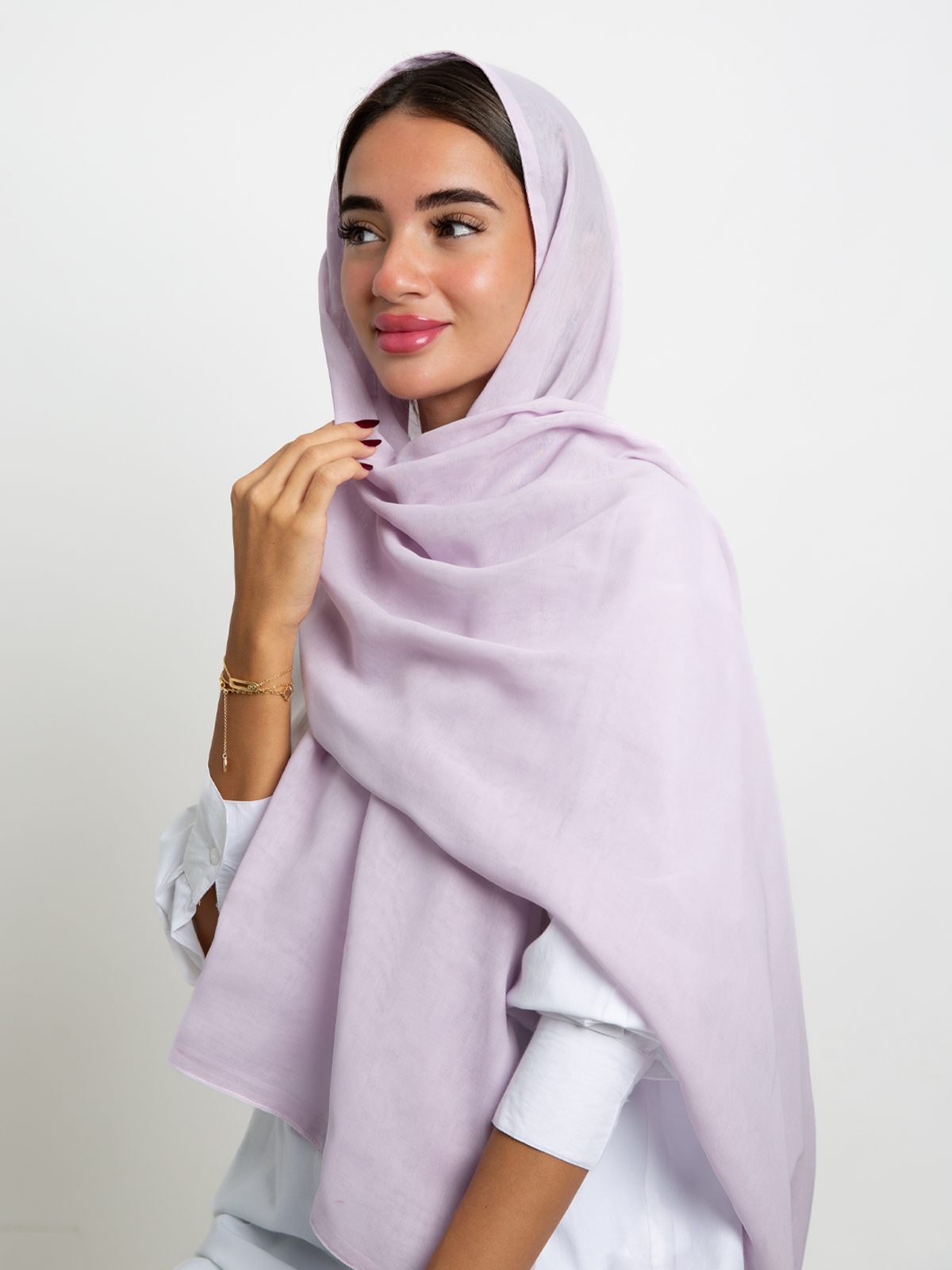 lilac plain double layered comfy Japanese voile hijab tarha by kaafmeem for daily wear