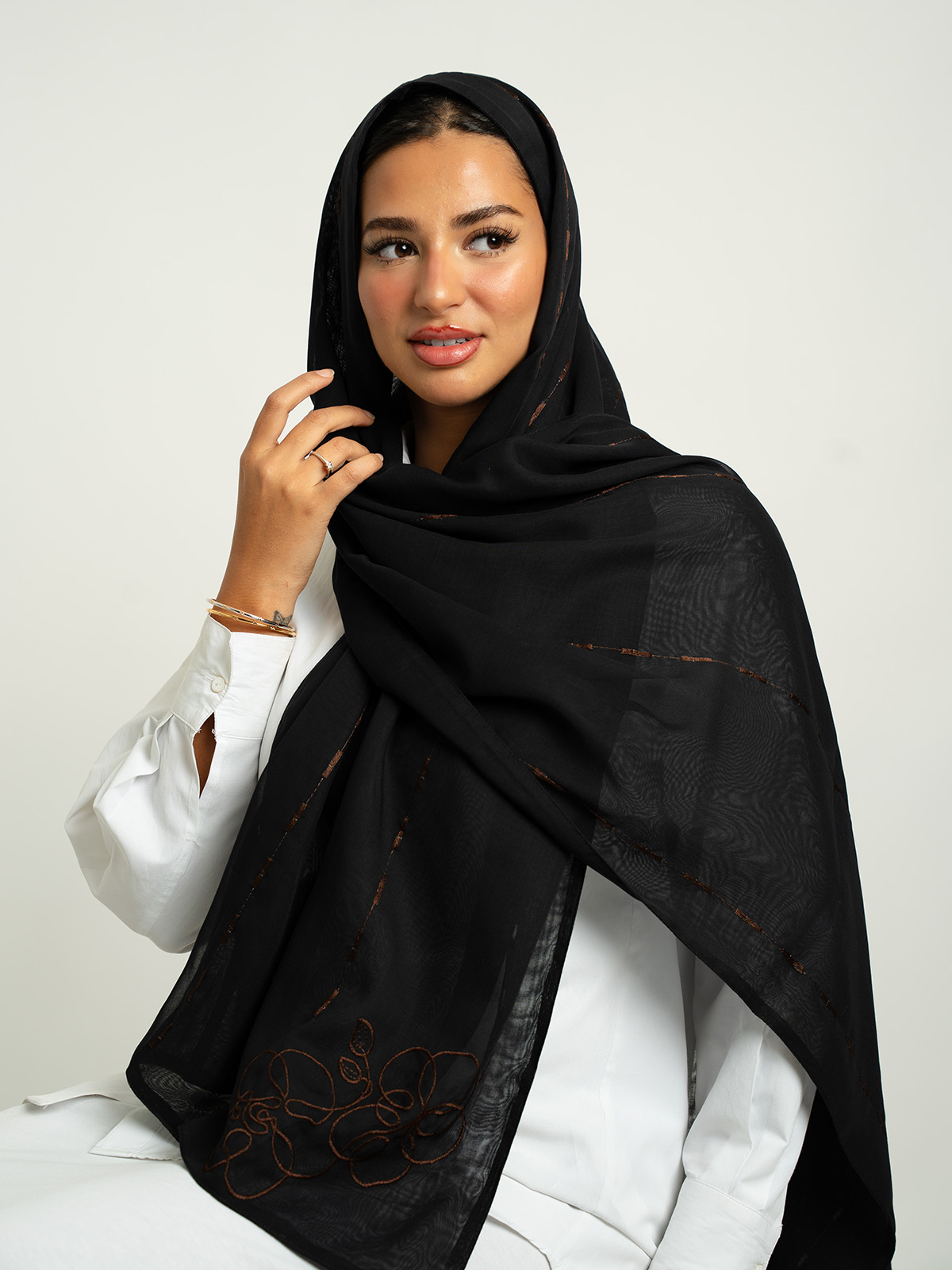 Black Painter Flower Double Voile Tarha