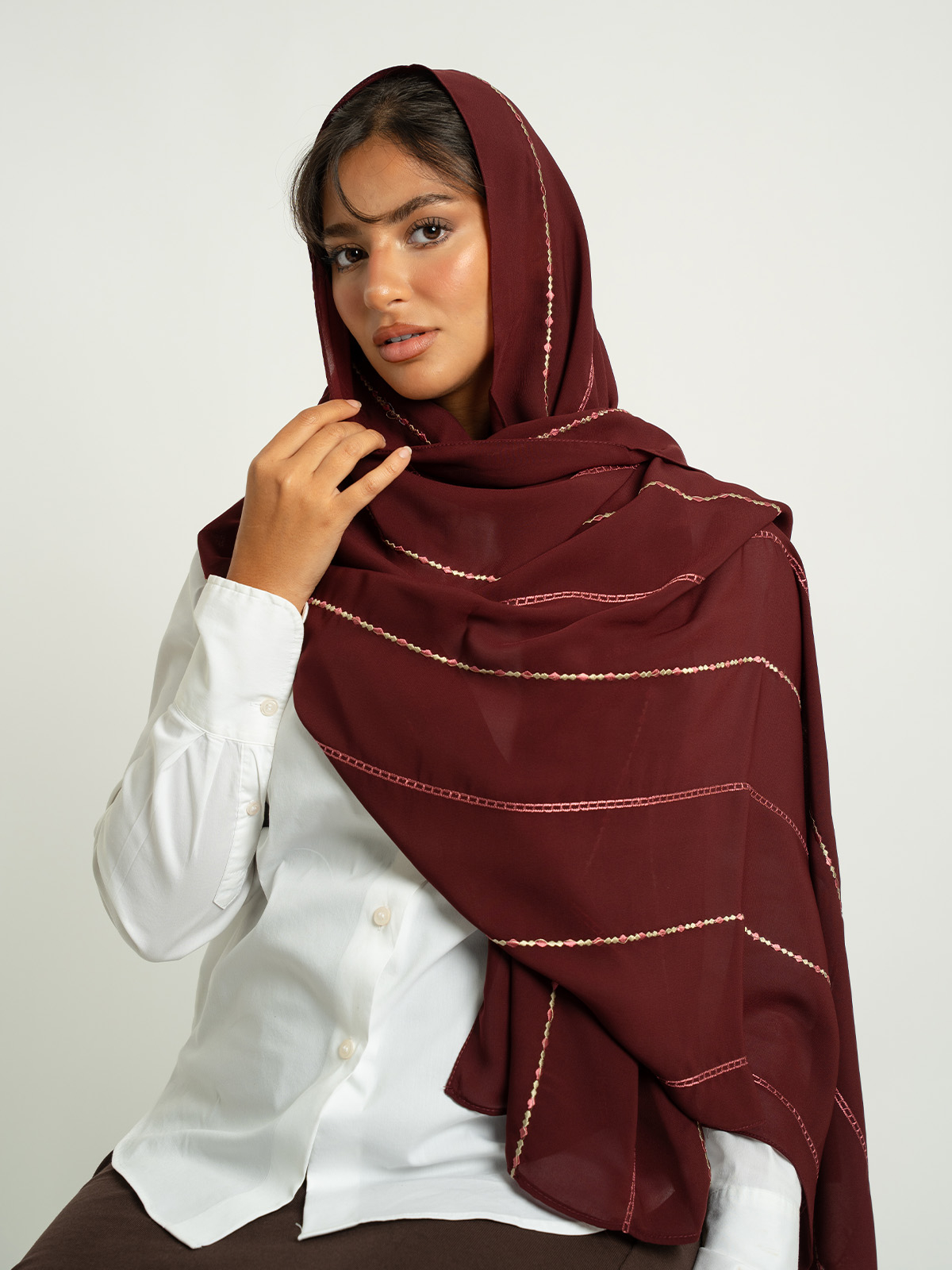 Maroon Chained Lines Laser Tarha