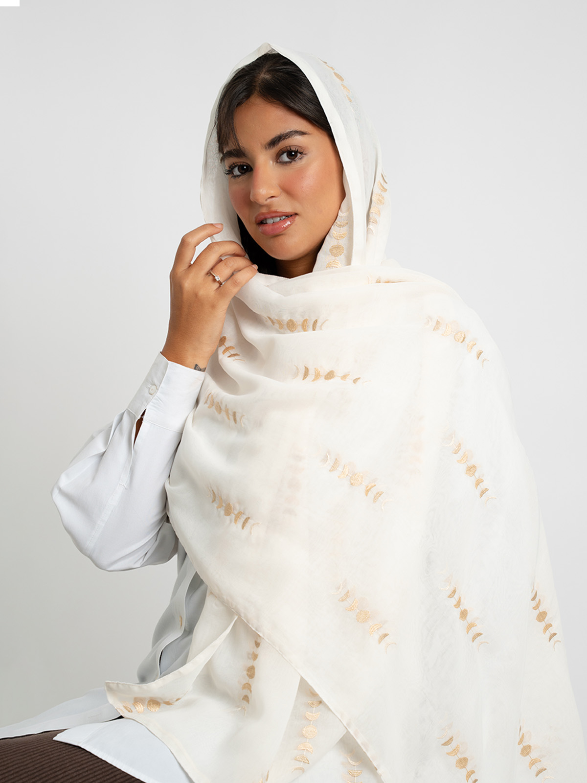 White Moon Fade Double Voile Tarha
