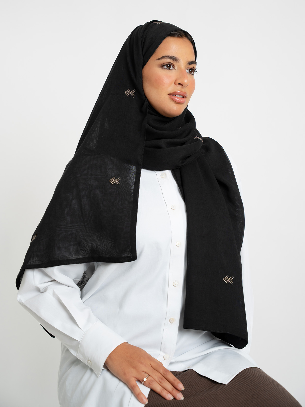Black Sadu Arrows Double Voile Tarha