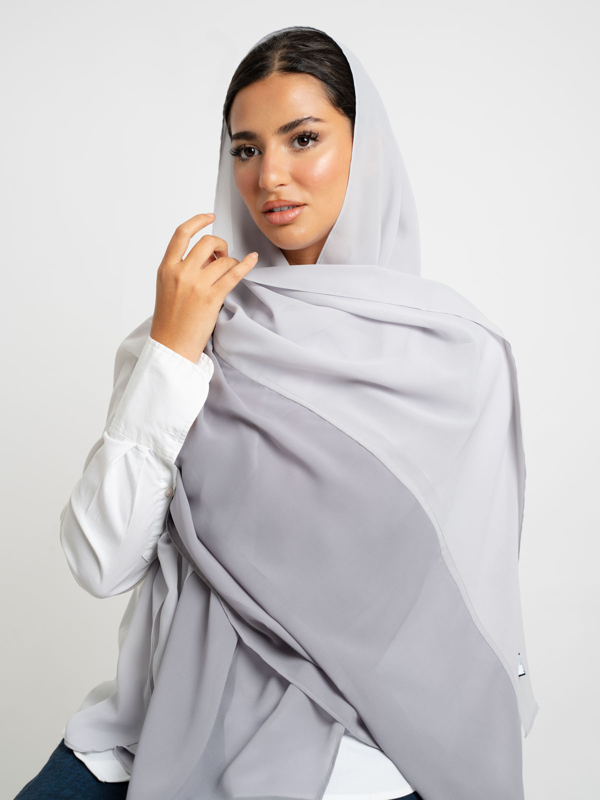 Soft Gray Shades Half-Half Laser Tarha