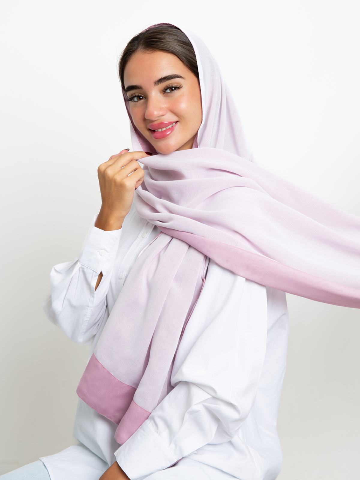 pink with white plain double face comfy Japanese voile hijab tarha by kaafmeem for daily wear