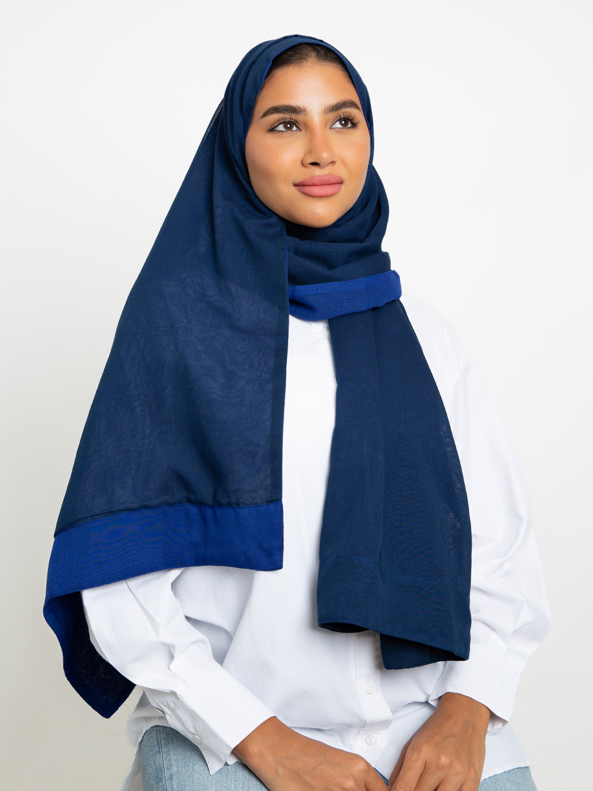 pink with white plain double face comfy Japanese voile hijab tarha by kaafmeem for daily wear