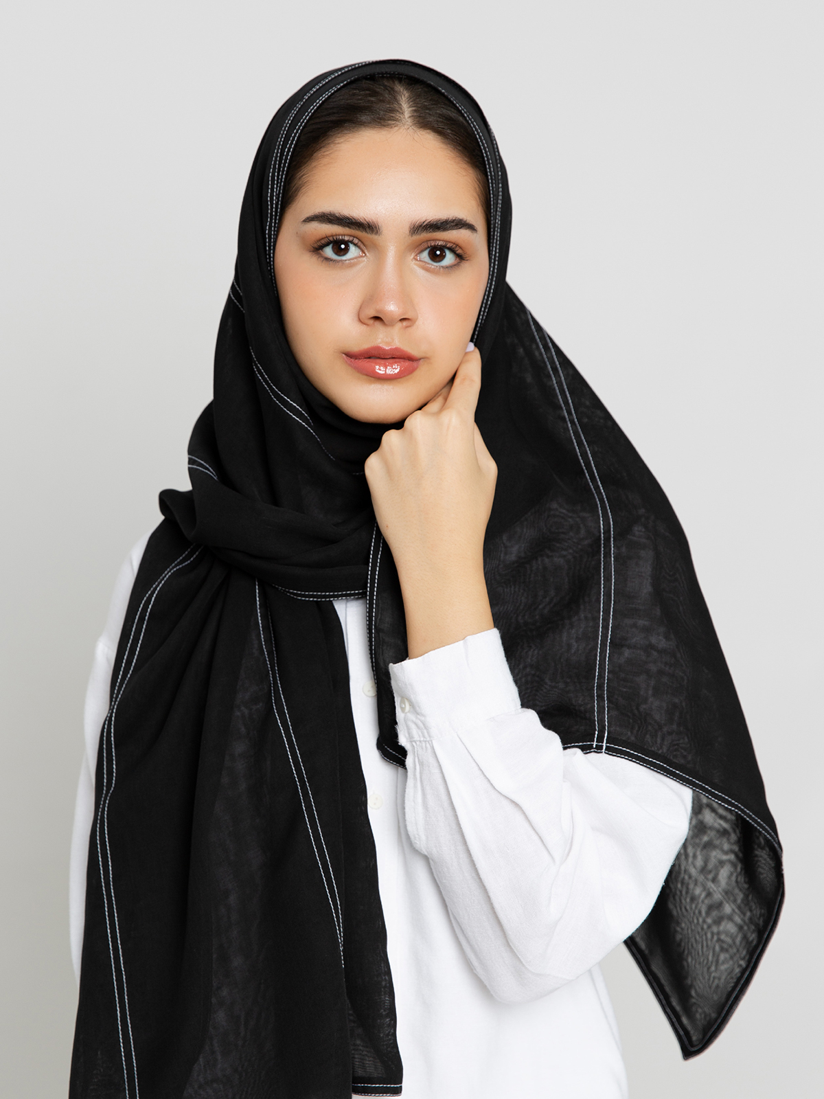 Black with White - Abstract Plain Voile Tarha
