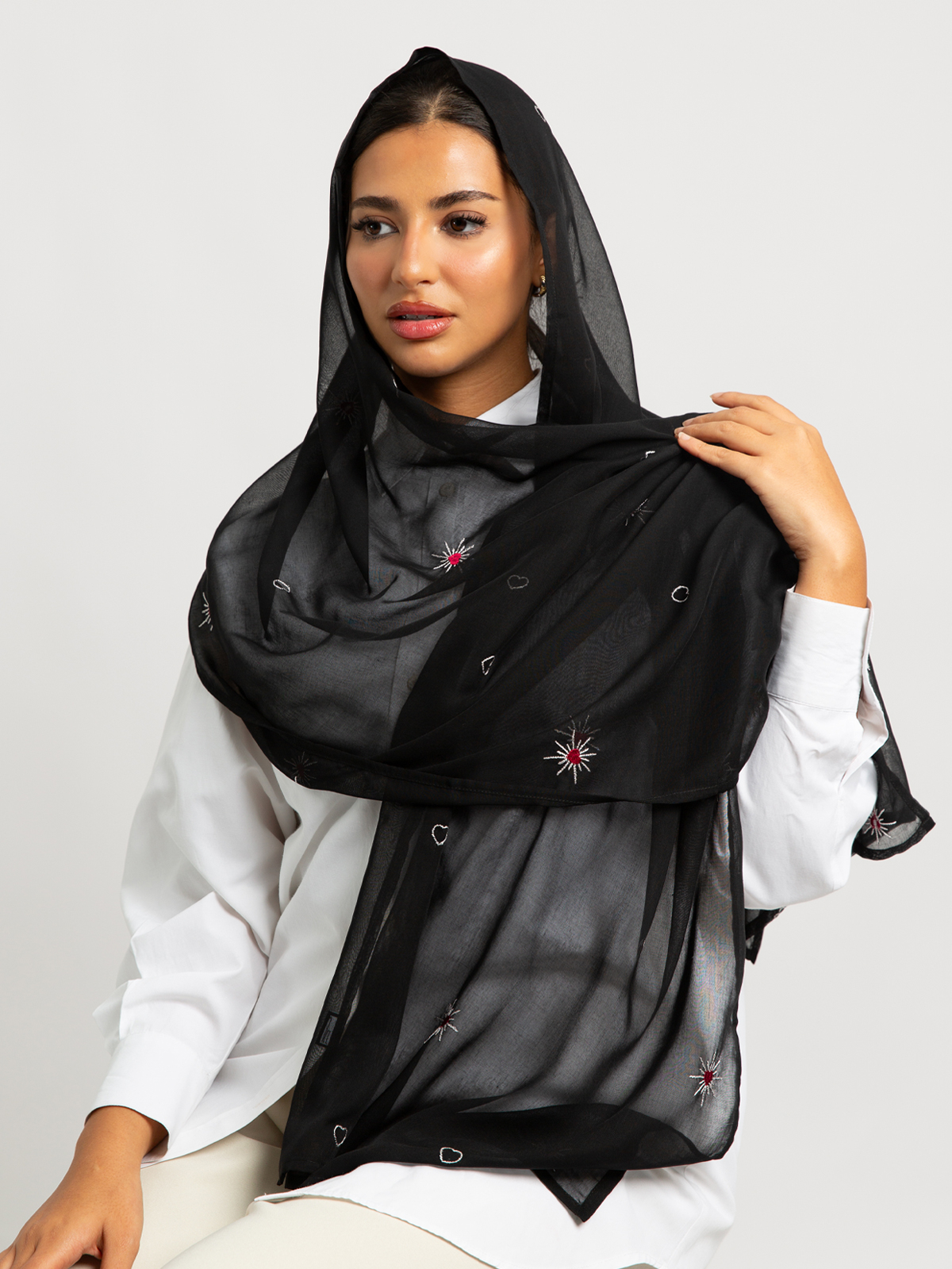 Black Shining Hearts Single Voile Tarha