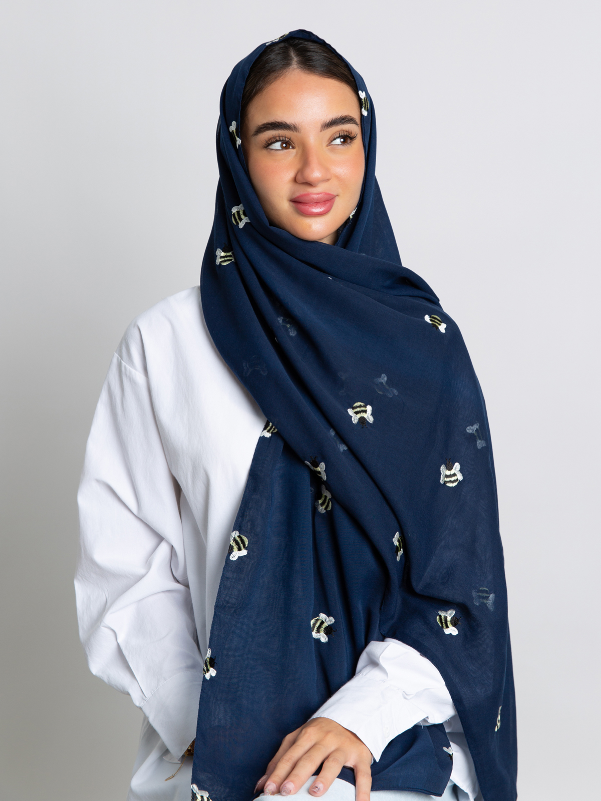 Two Layers Navy Bees Tarha