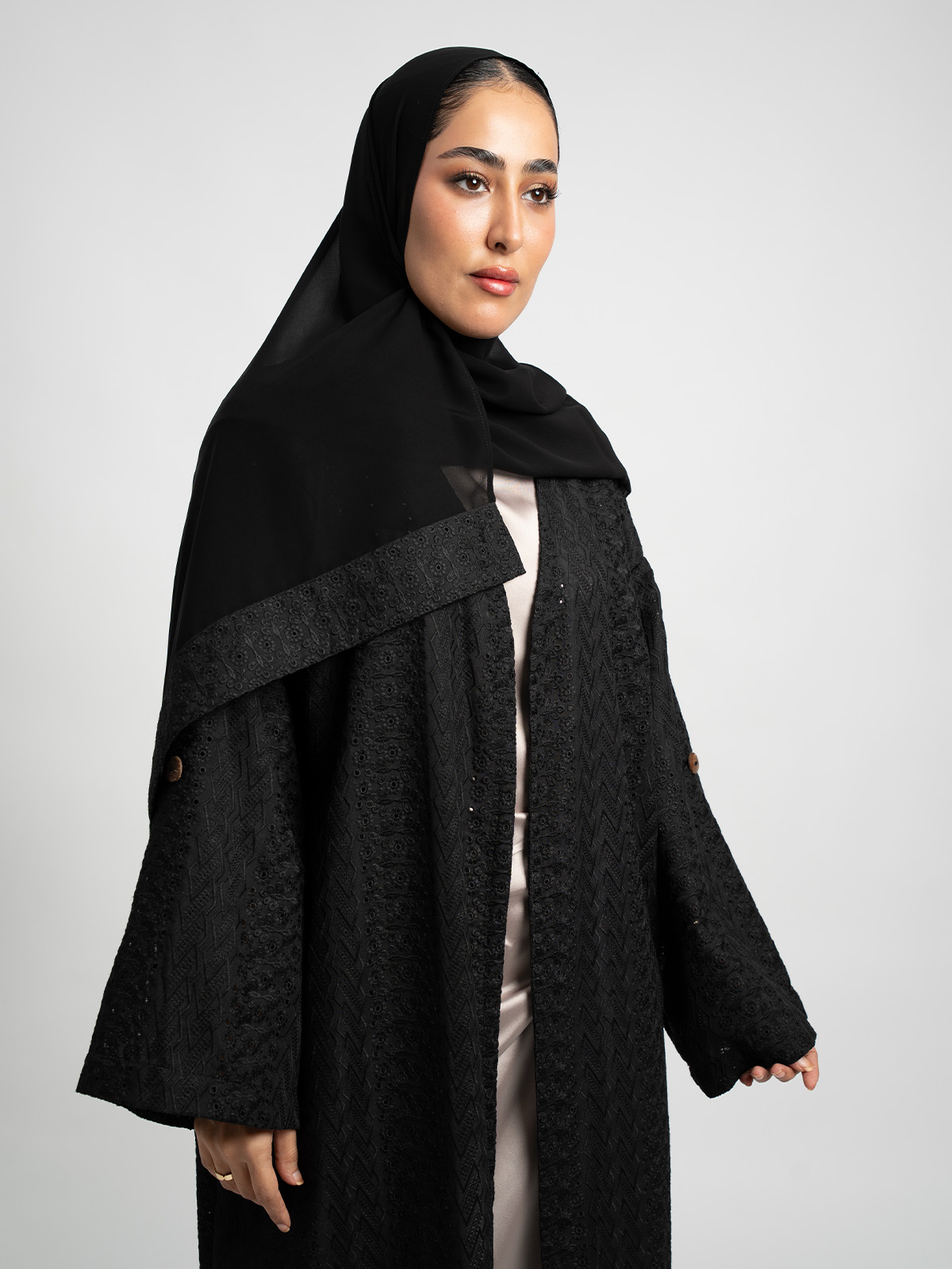 Black Rococo Blooms Regular fit Bohemian Abaya