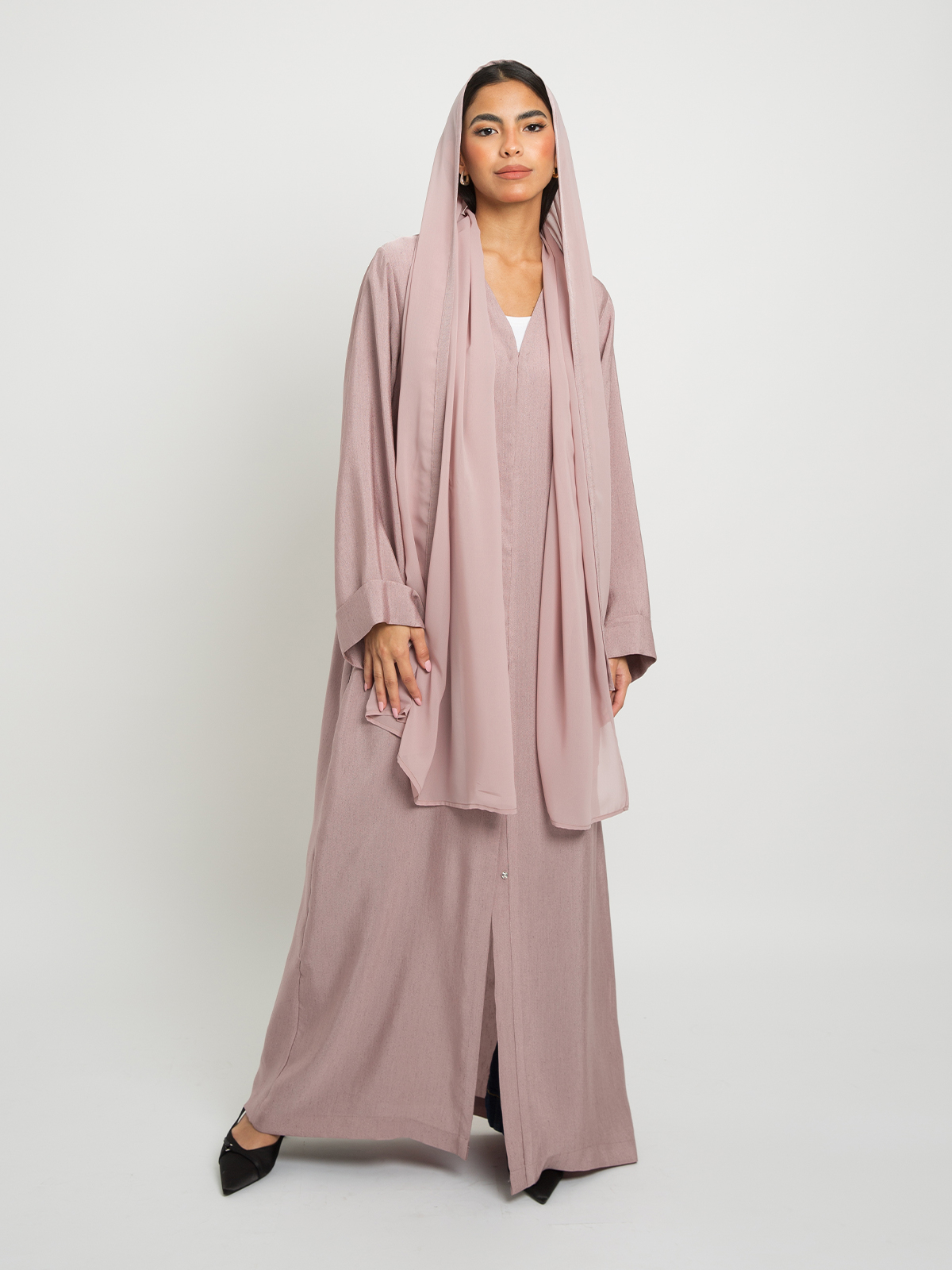 Pink - Regular Cut V-Neck Closed Long Abaya in Salona Fabric