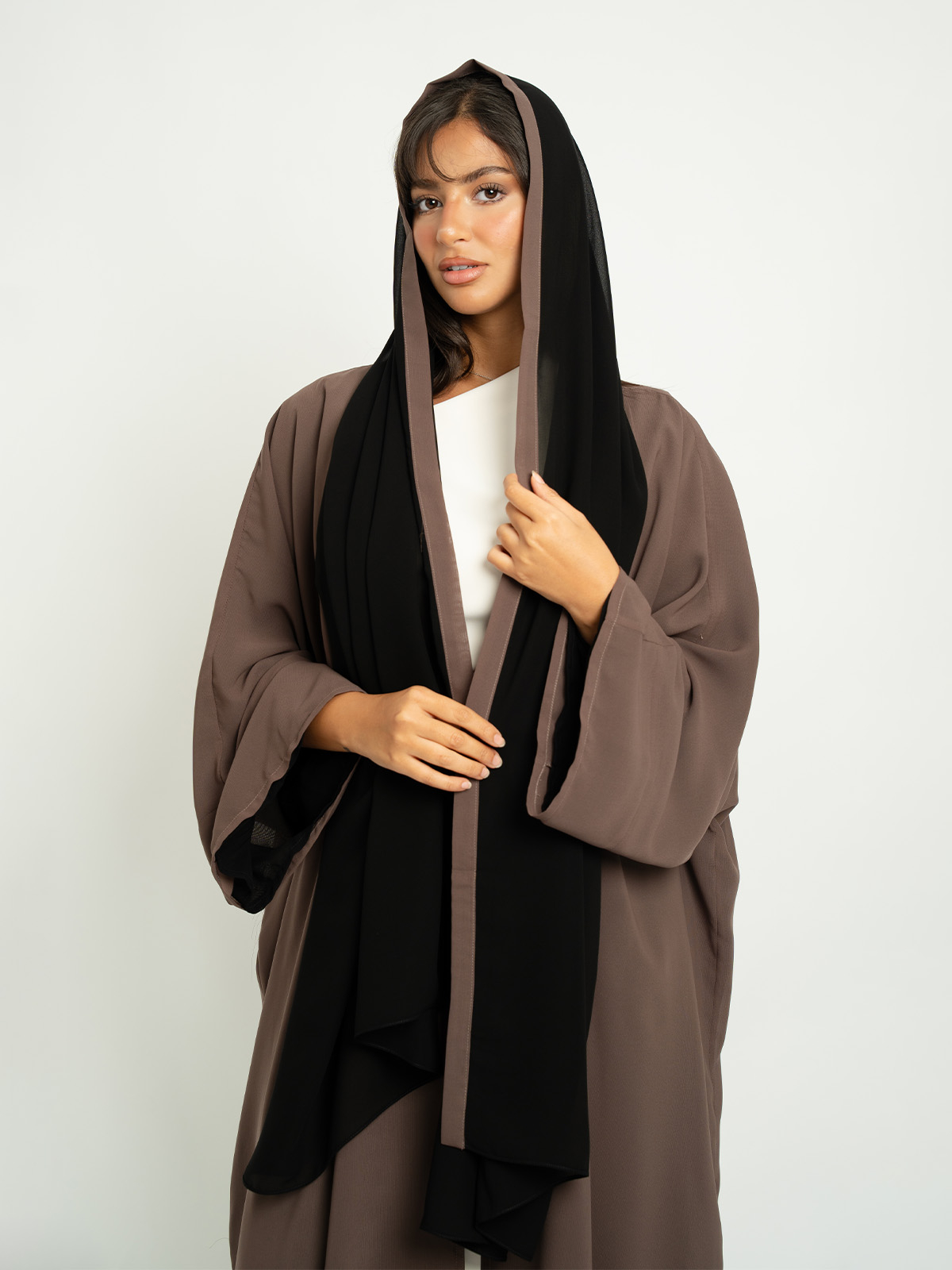 Black & Brown Light Double Wide-fit Abaya