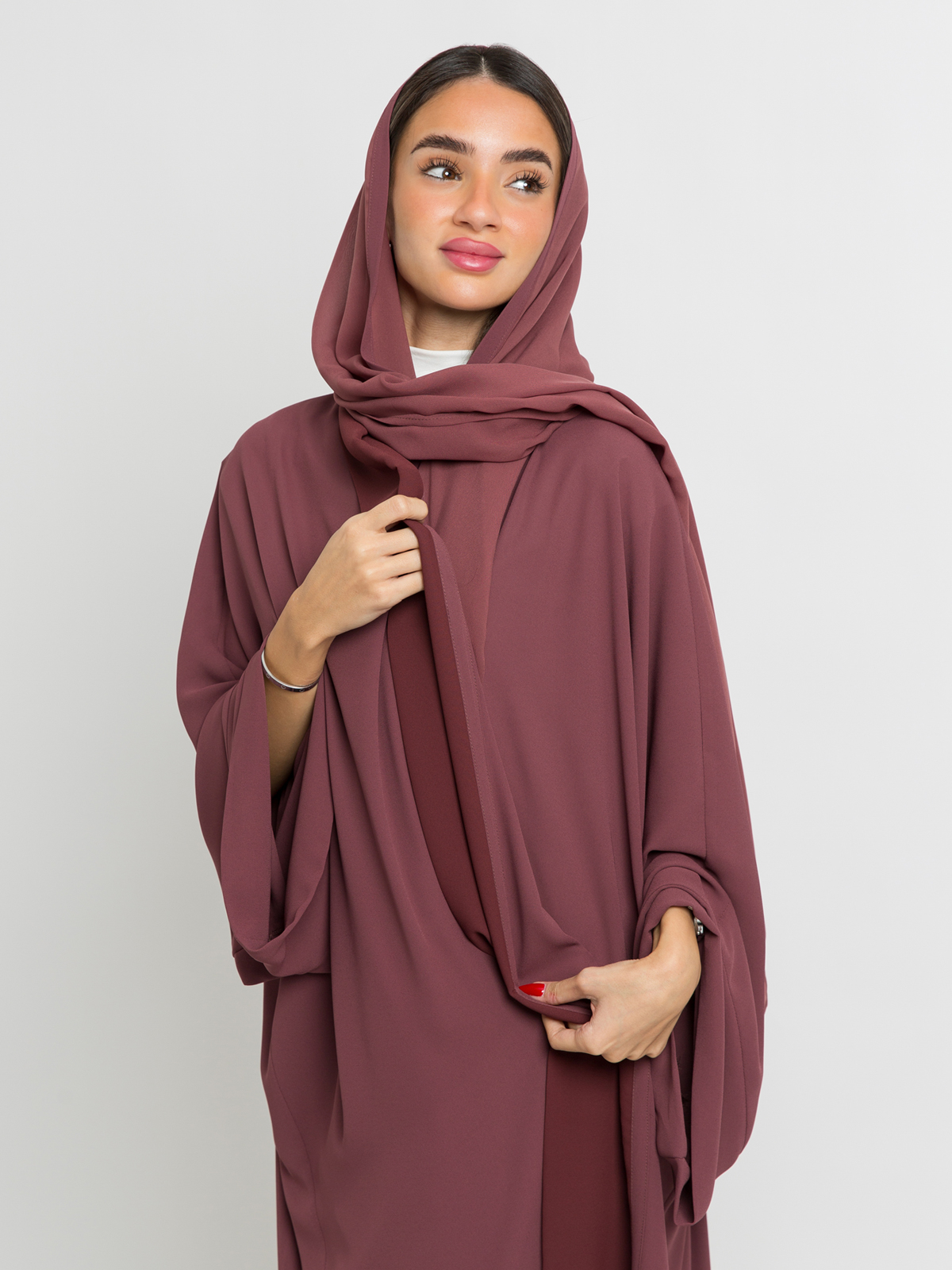 Rosewood on Maroon Flowstyle Abaya