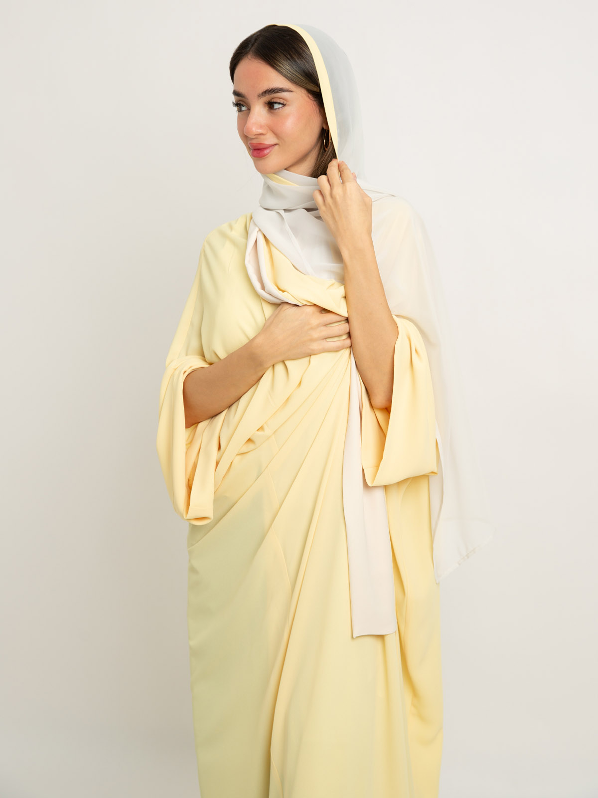 Butter Yellow Flowstyle Abaya