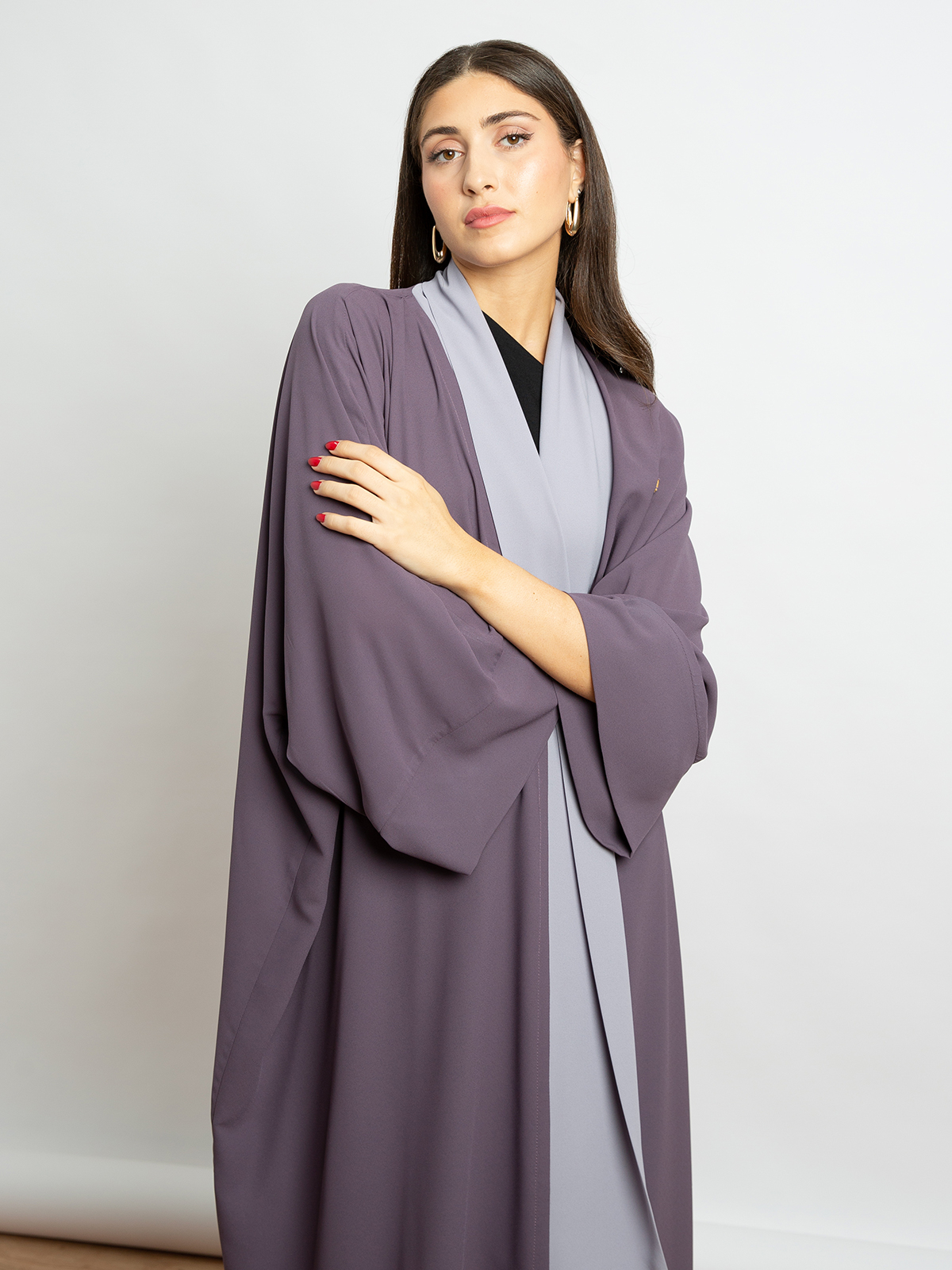 Long open fancy wide cut and sleeves abaya dusty lavender color in practical lightweight fabric for special occasions 