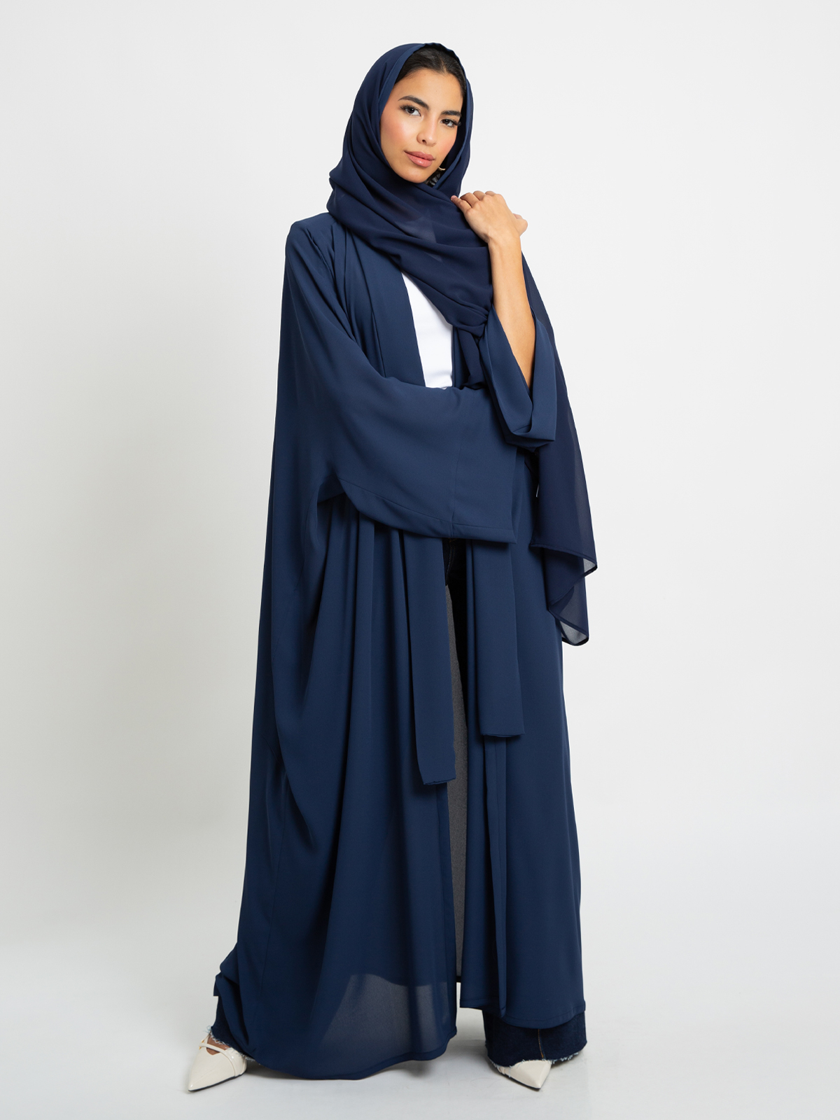 Navy Flowstyle Abaya