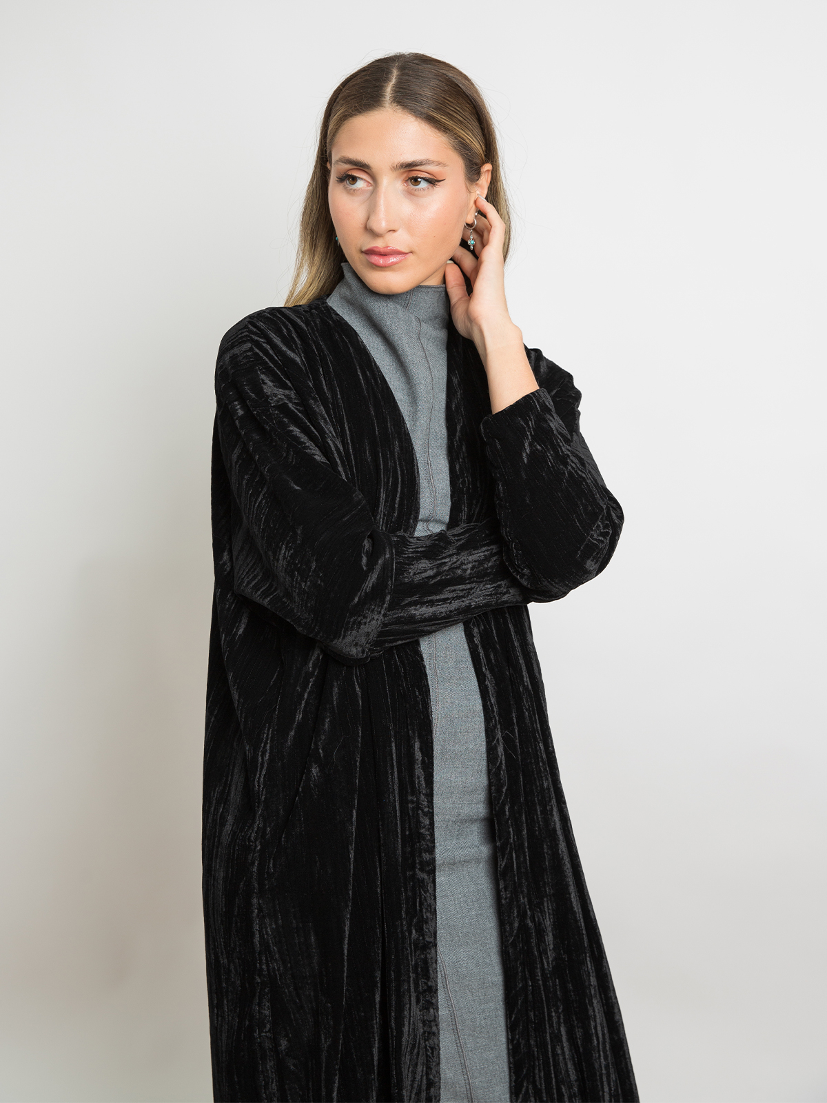 Black - Half Bisht Long Open Abaya in light wrinkled Velvet