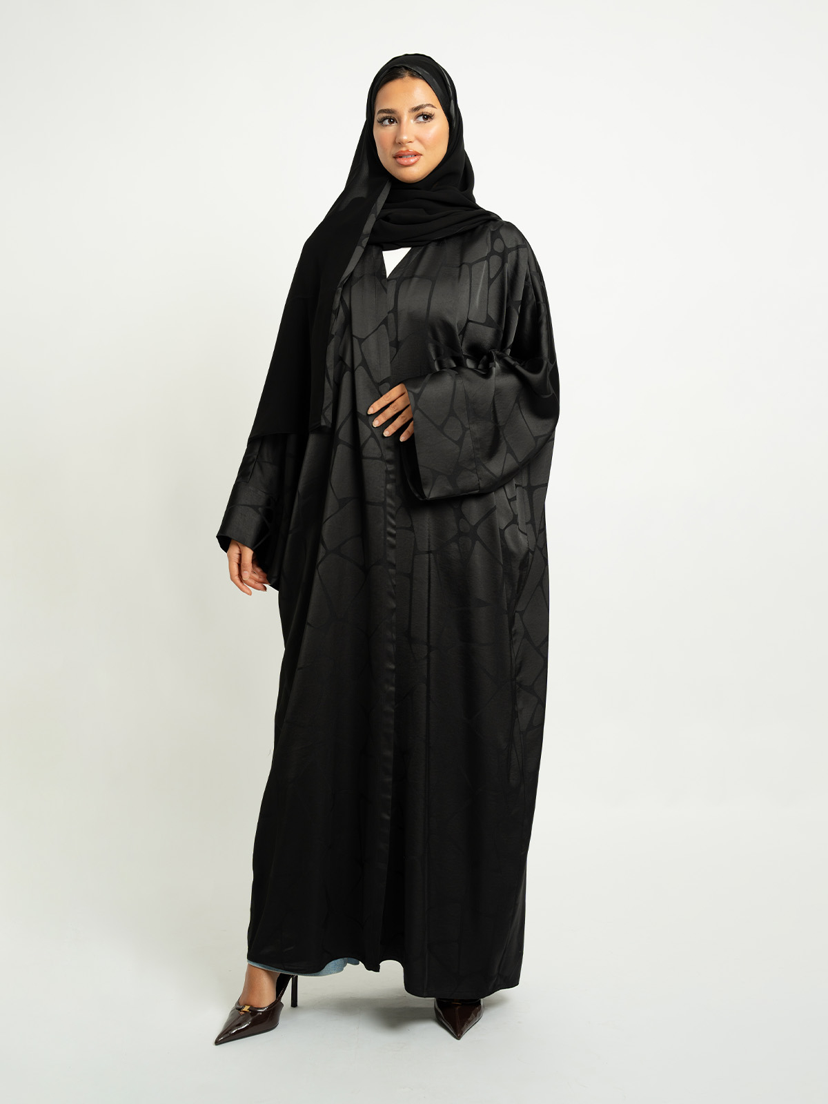 Black Giraffe Print Wide-fit Abaya