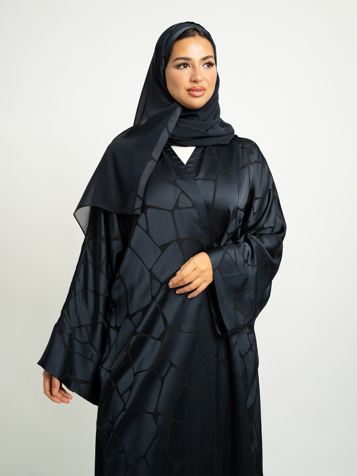 Navy Giraffe Print Wide-fit Abaya