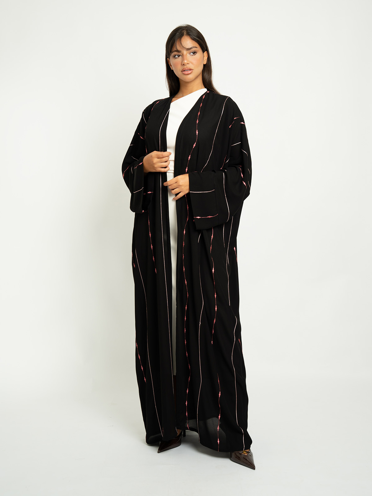 Black Pink Linked Drops Wide fit Abaya
