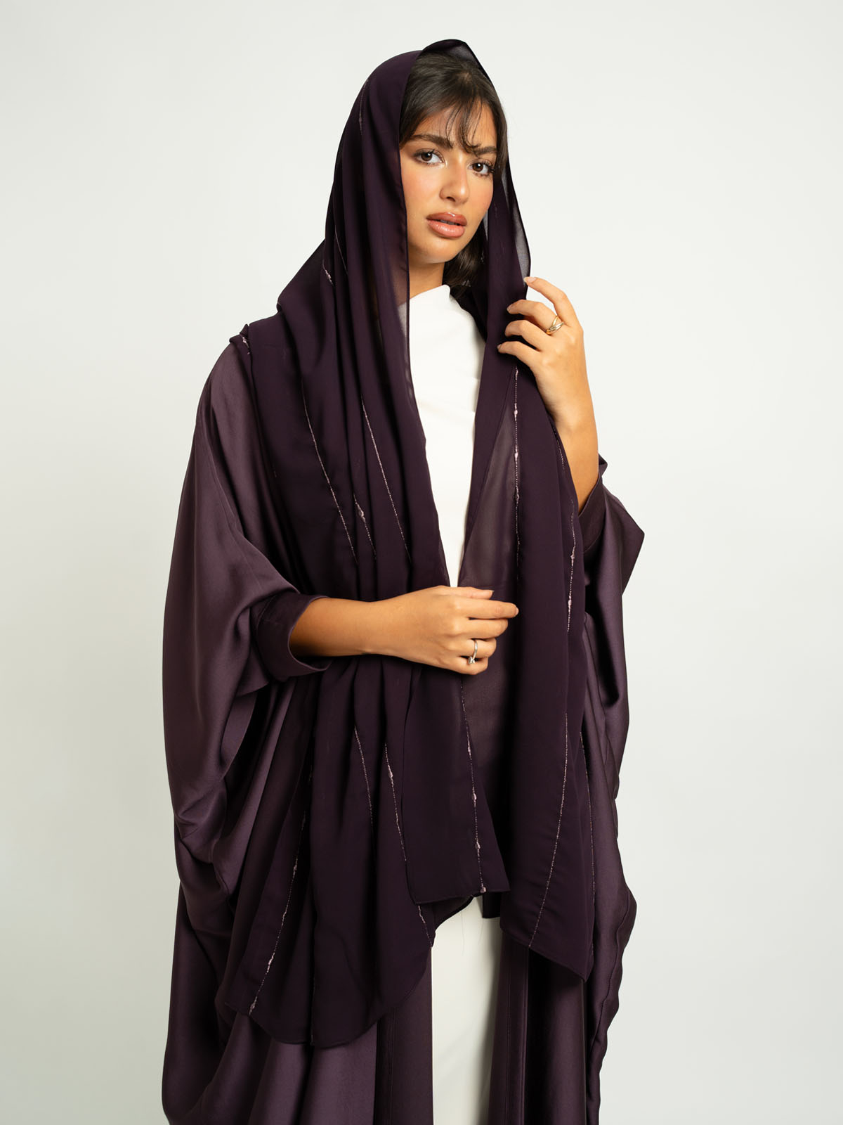 Lilac Linked Drops Bisht Abaya