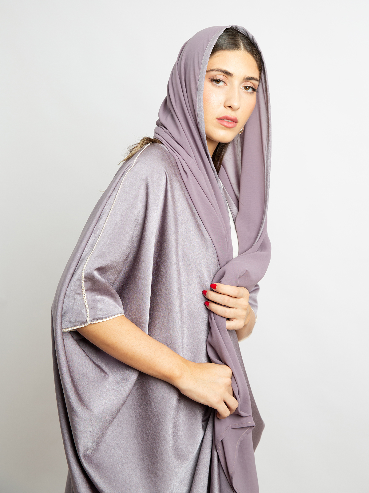 Elbow length bisht fancy abaya in soft and silky fabric lavender color for work and different occasions by kaafmeem 