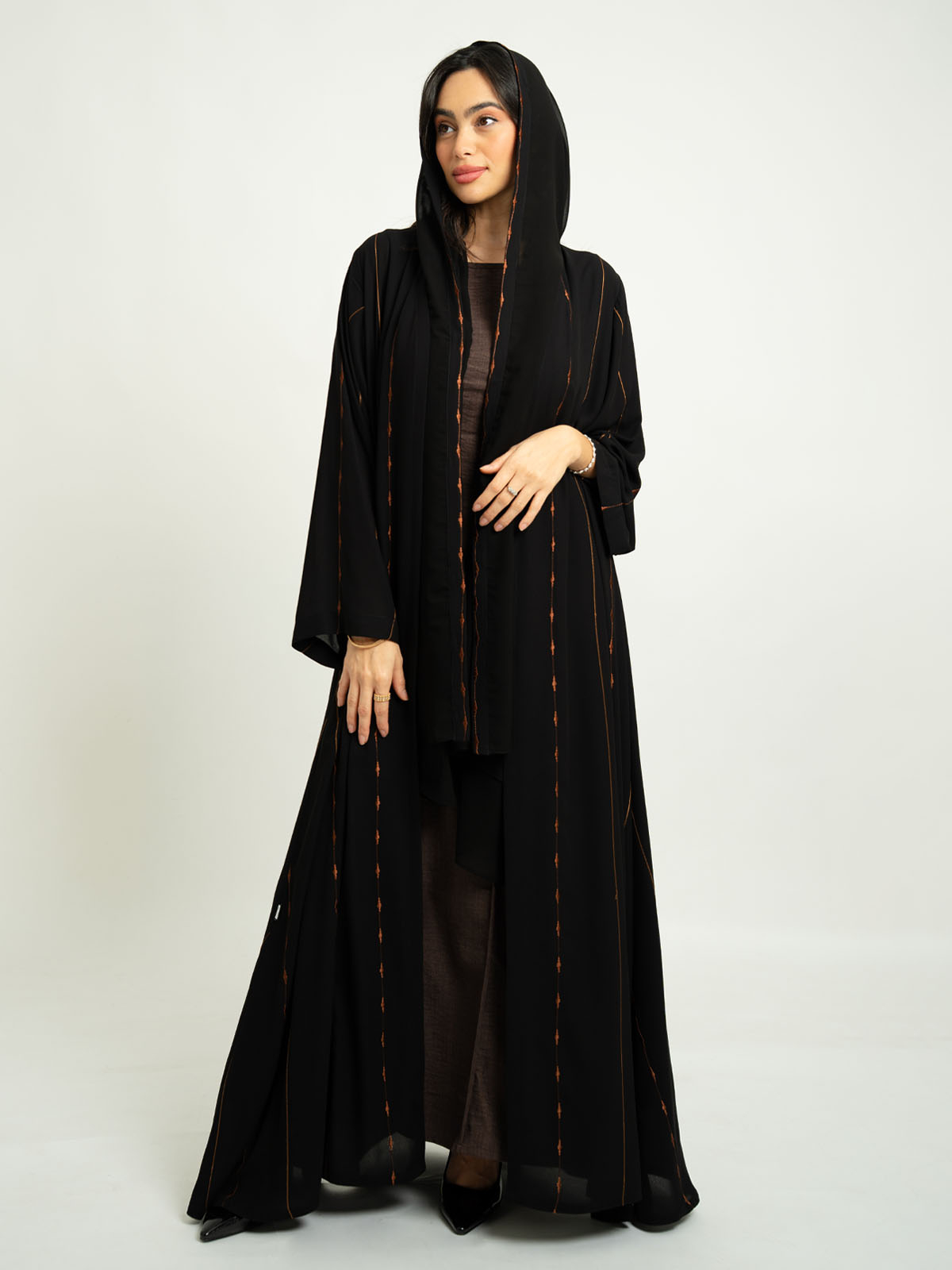 Black Linked Drops A-Cut Abaya