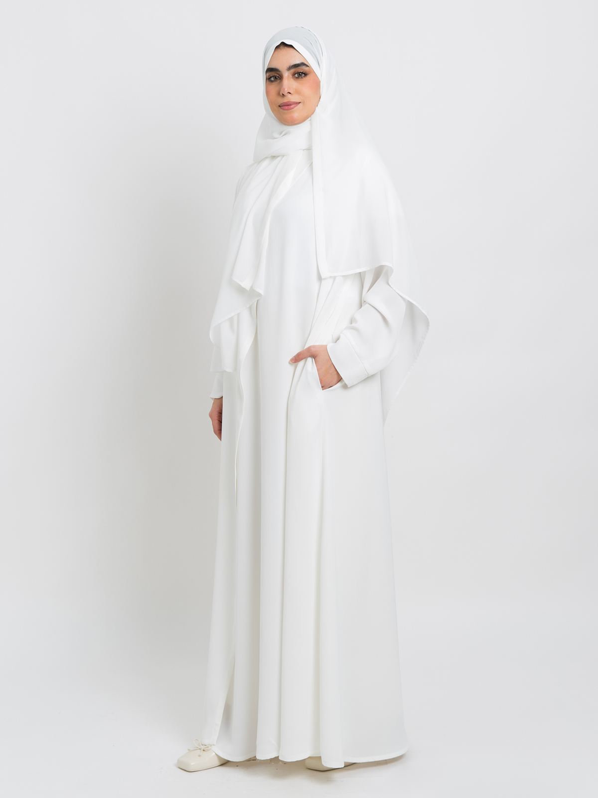 White Umrah Wrap A-Cut Abaya