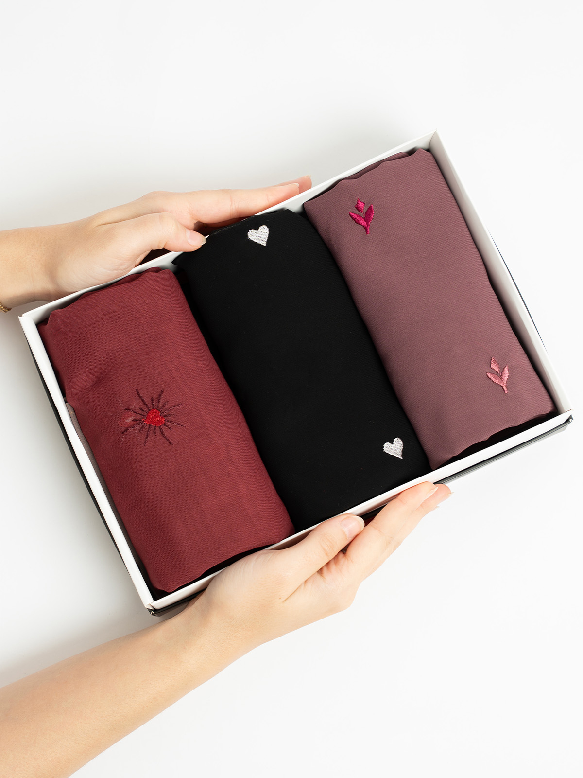 Heartbeat Aura Tarha Package