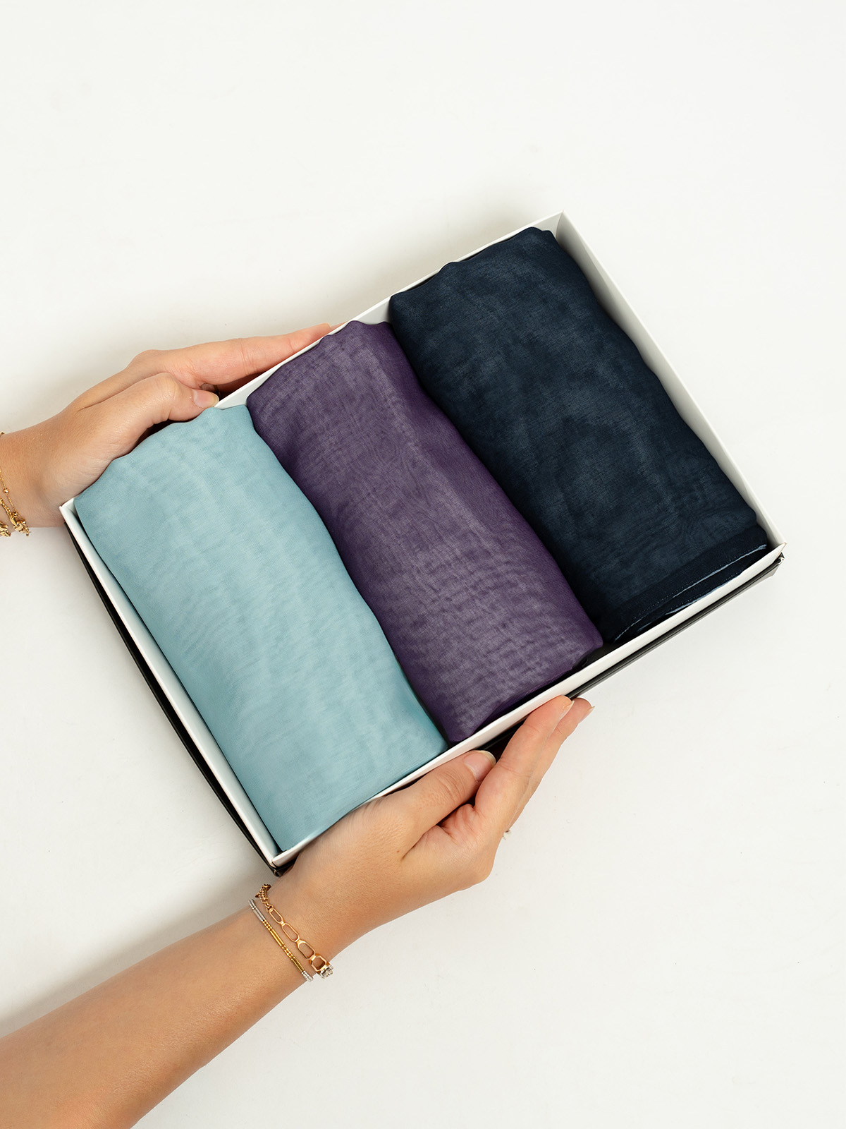  Winter Orchid Tarha Package