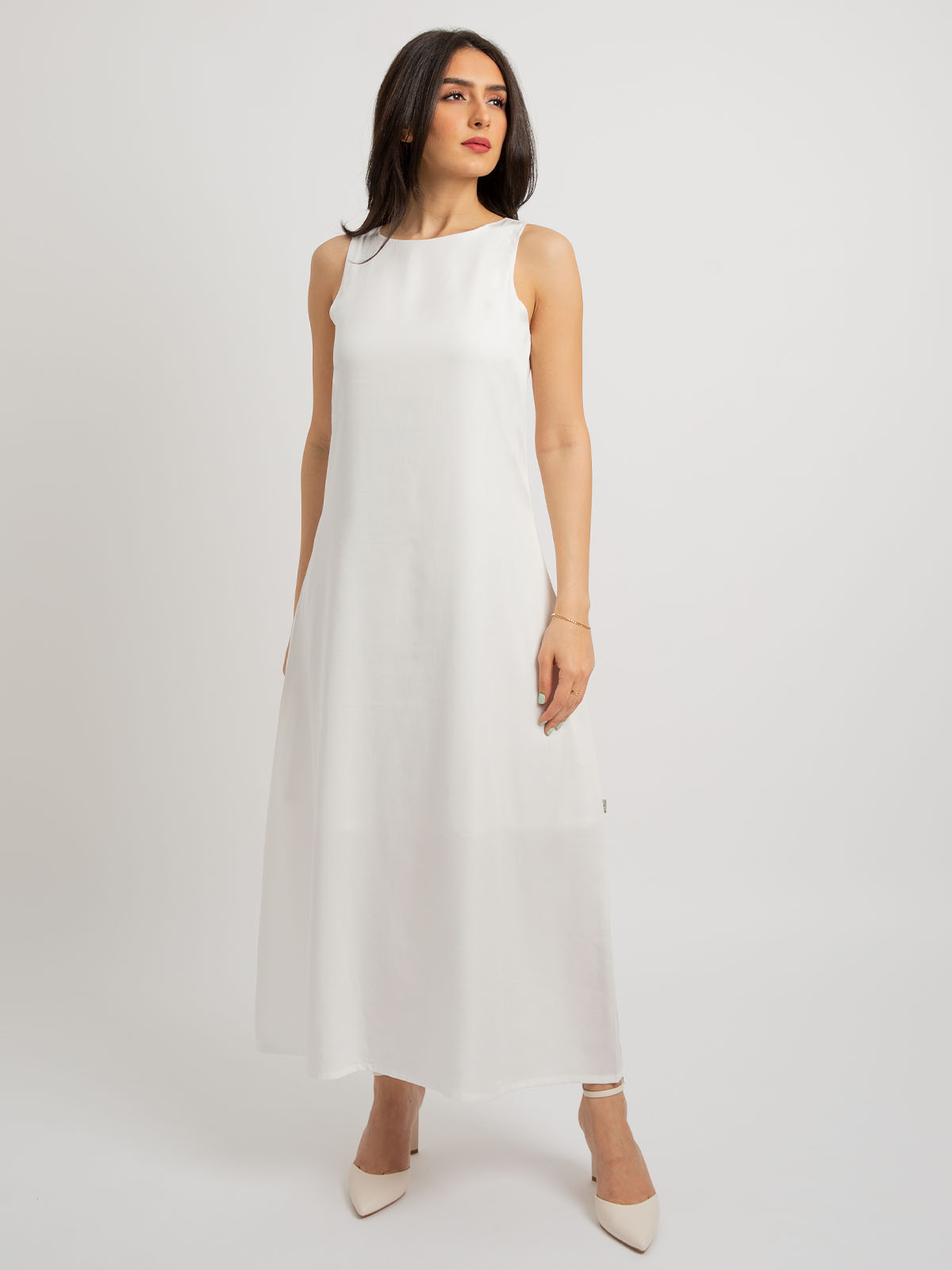 White - Sleeveless Long Dress