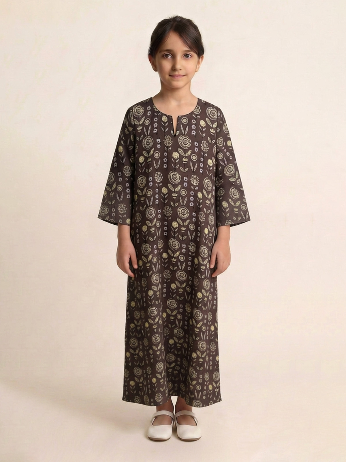 Dark Brown Petal Half Cloche Jalabiya