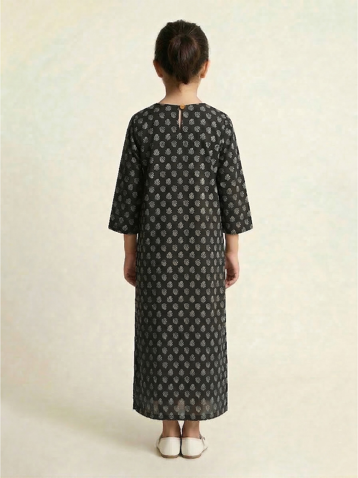 Black Flowres Half Cloche Jalabiya