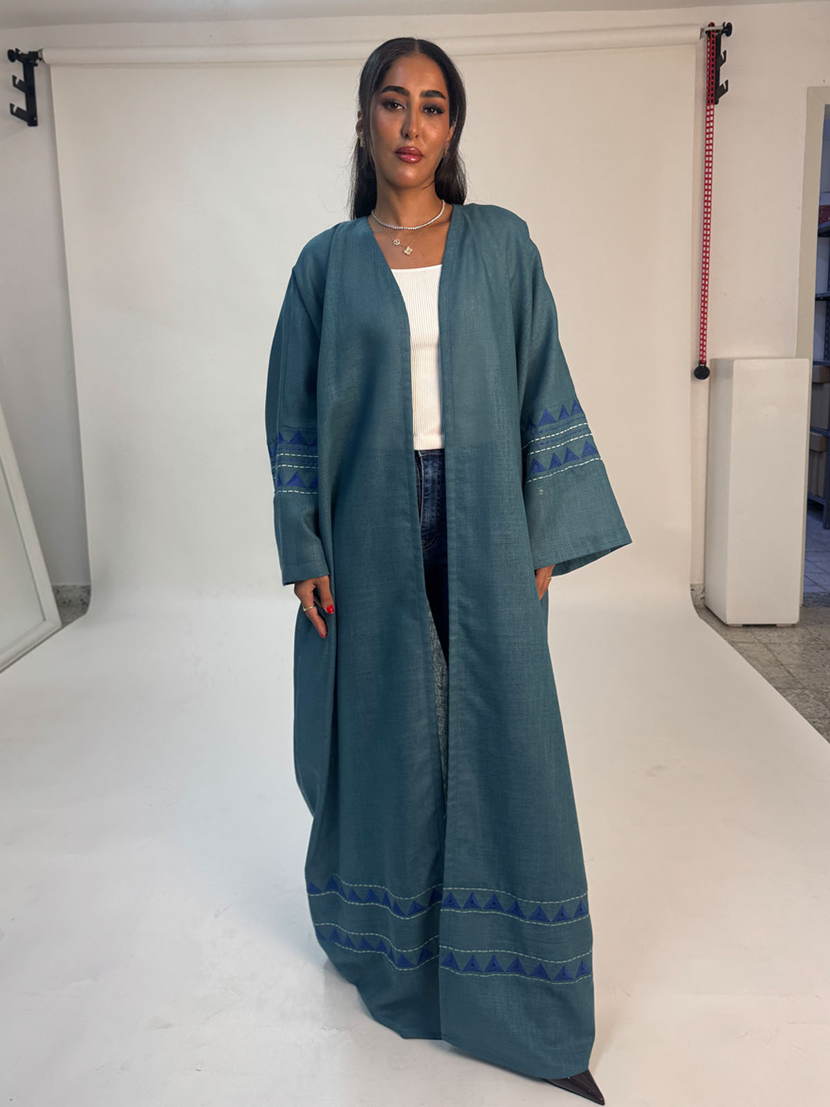 Abaya Outlet Without Tarha AB-OUT019