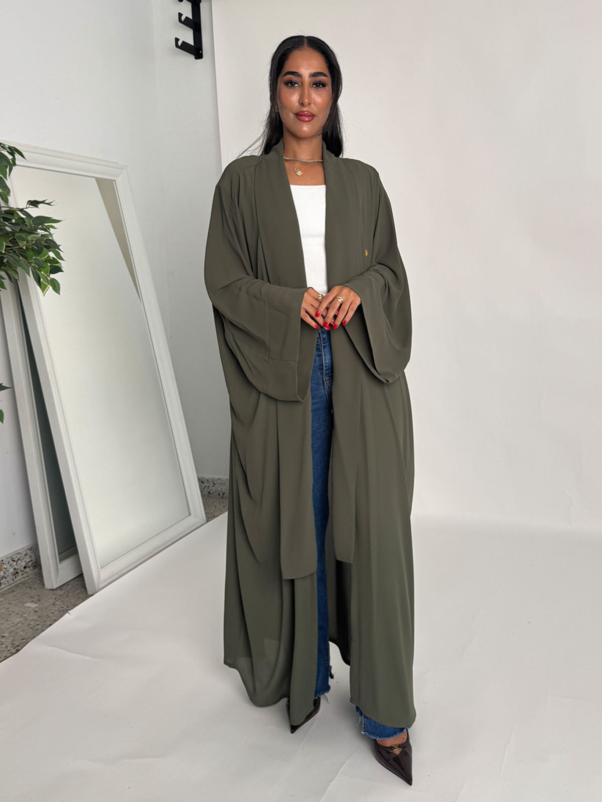 Abaya Outlet Without Tarha AB-OUT036