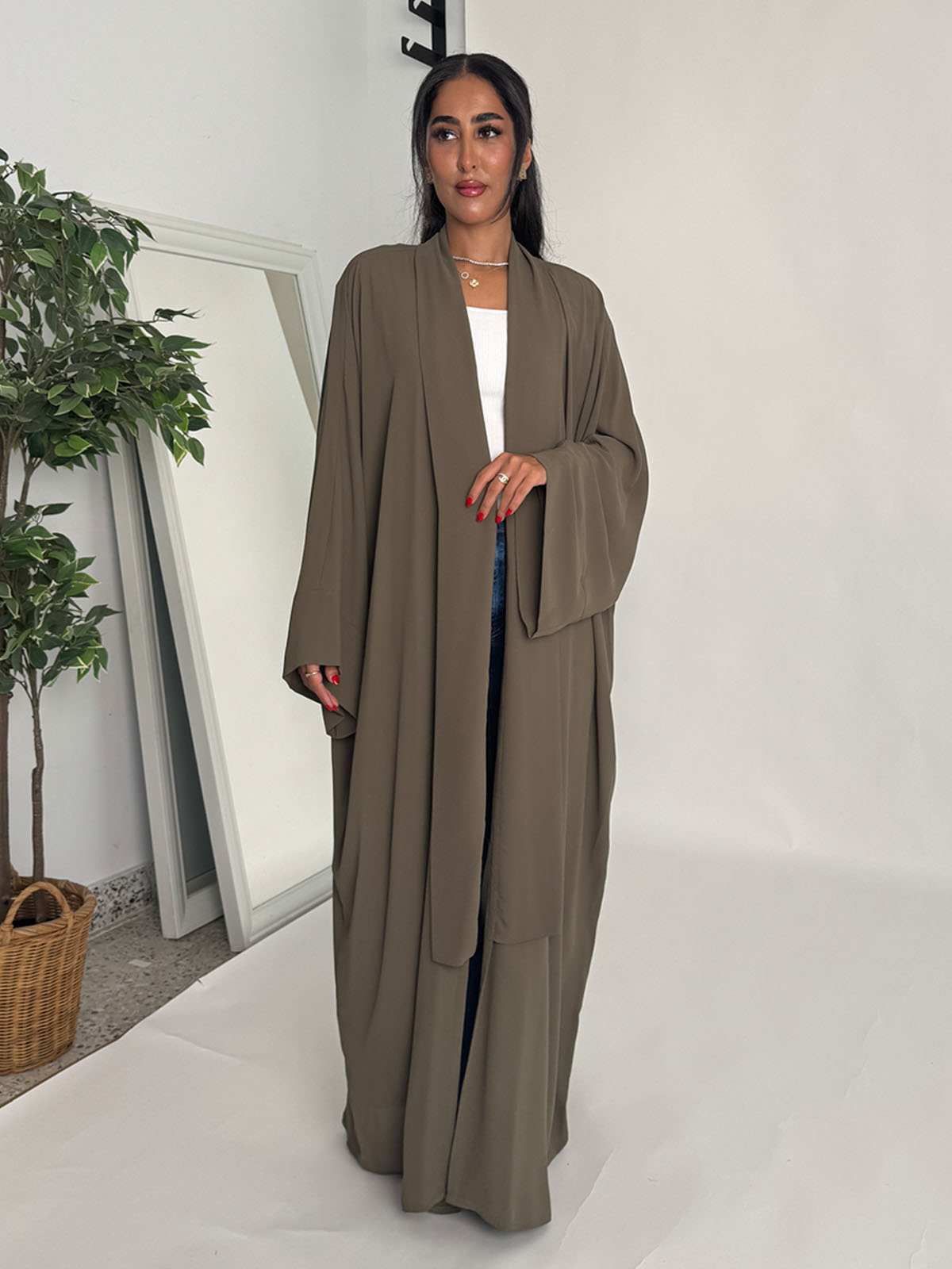 Abaya Outlet Without Tarha AB-OUT051