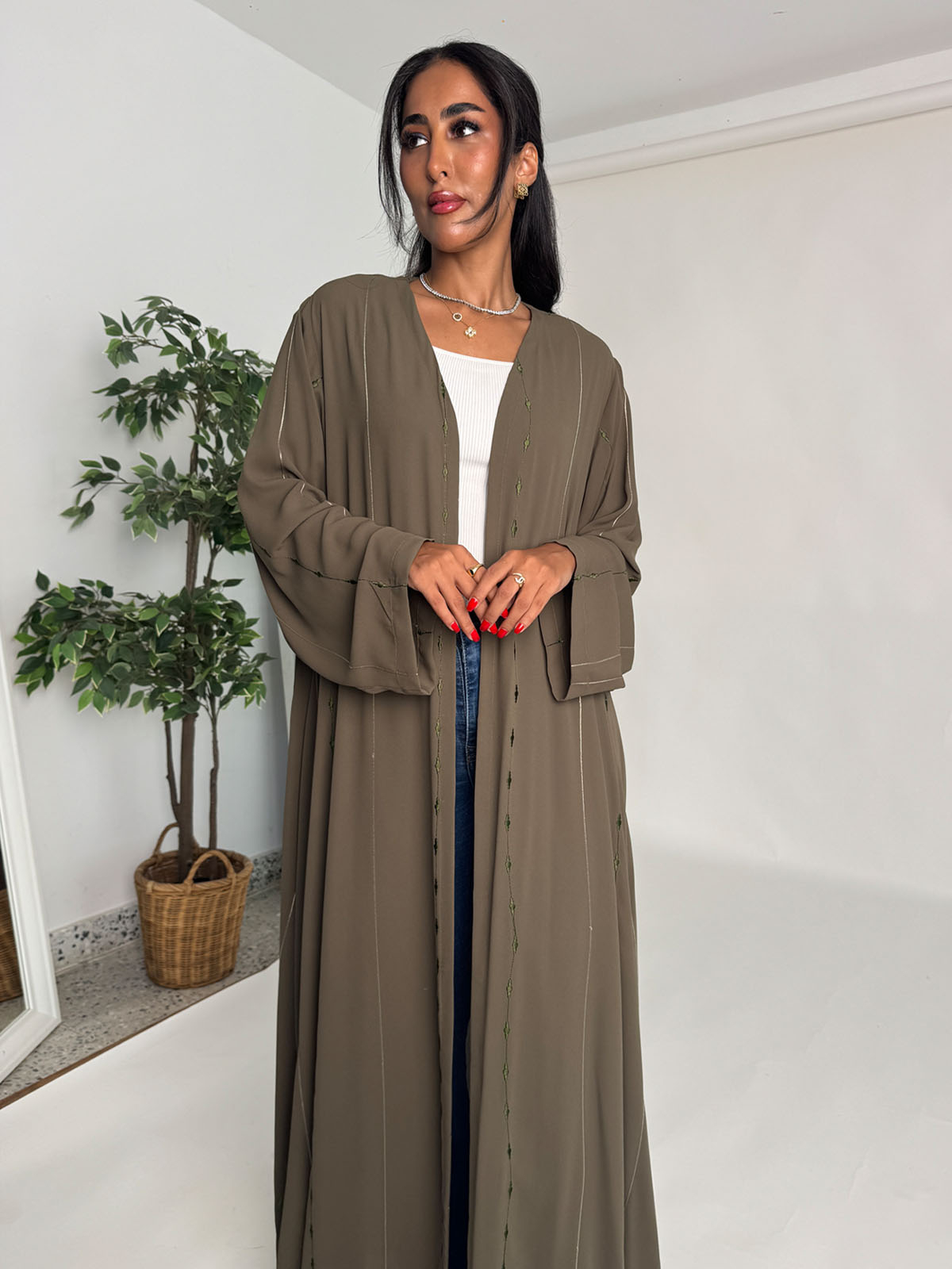 Abaya Outlet Without Tarha AB-OUT053