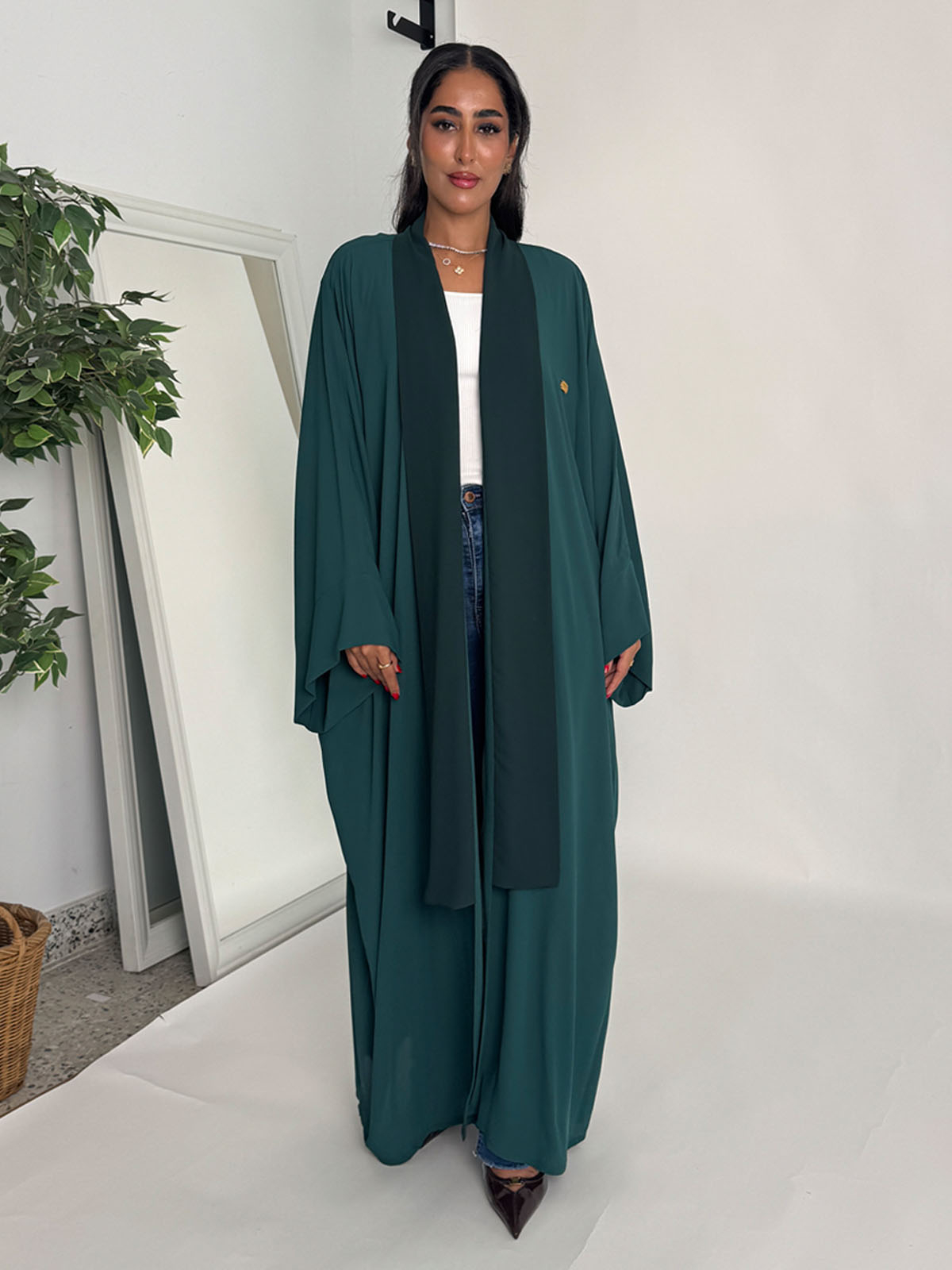 Abaya Outlet Without Tarha AB-OUT055