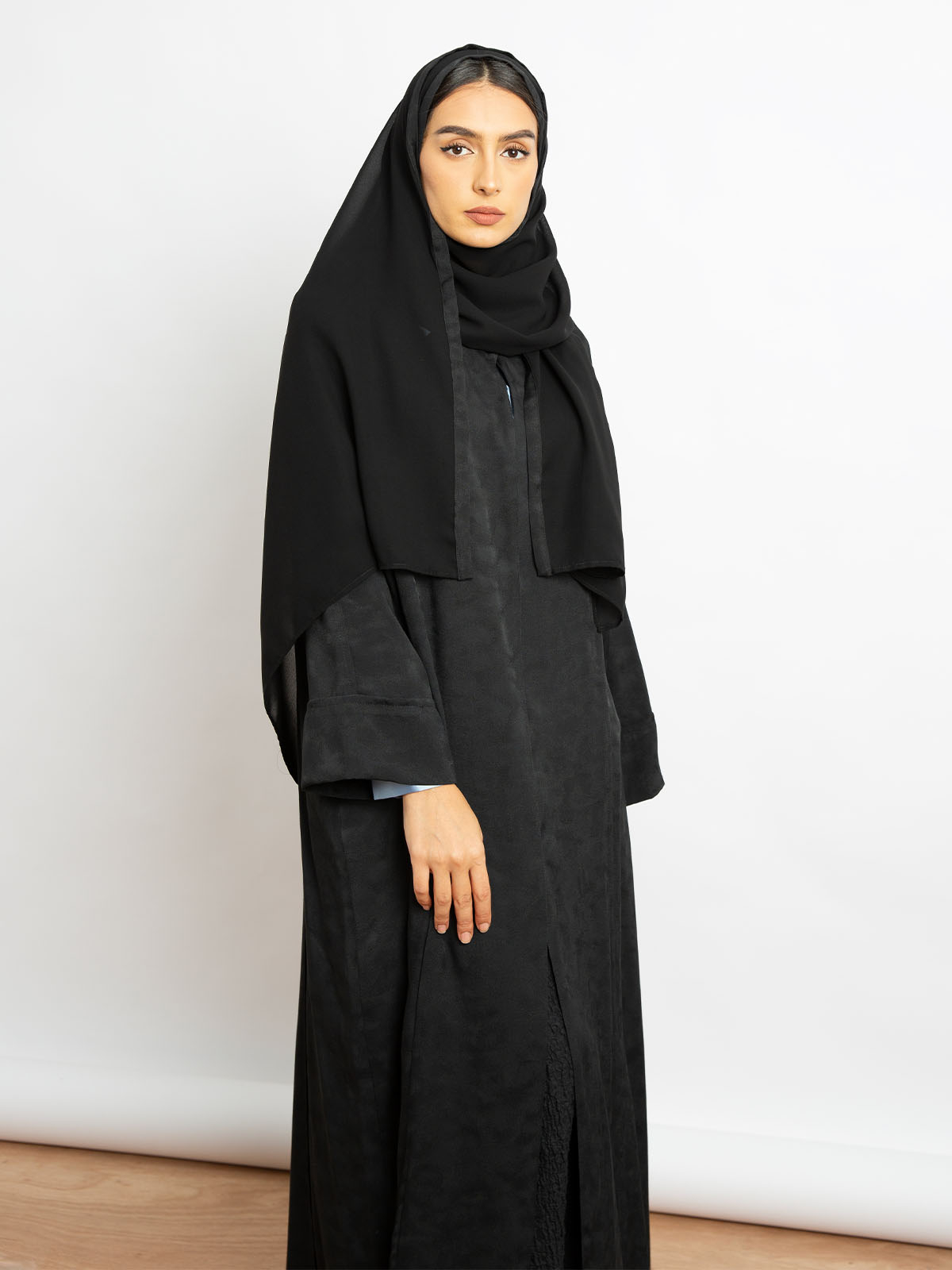 Black - Rayon Long Closed Practical Abaya 
