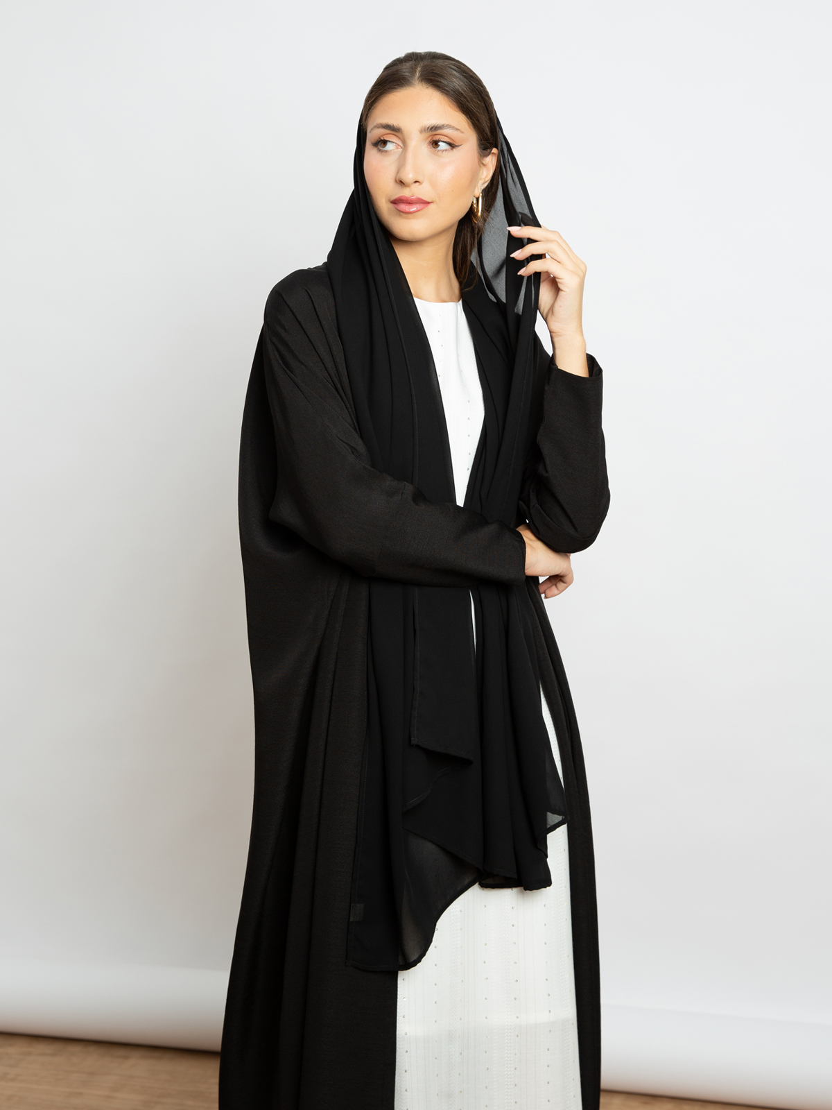 Black Salona - Half Bisht Long Abaya