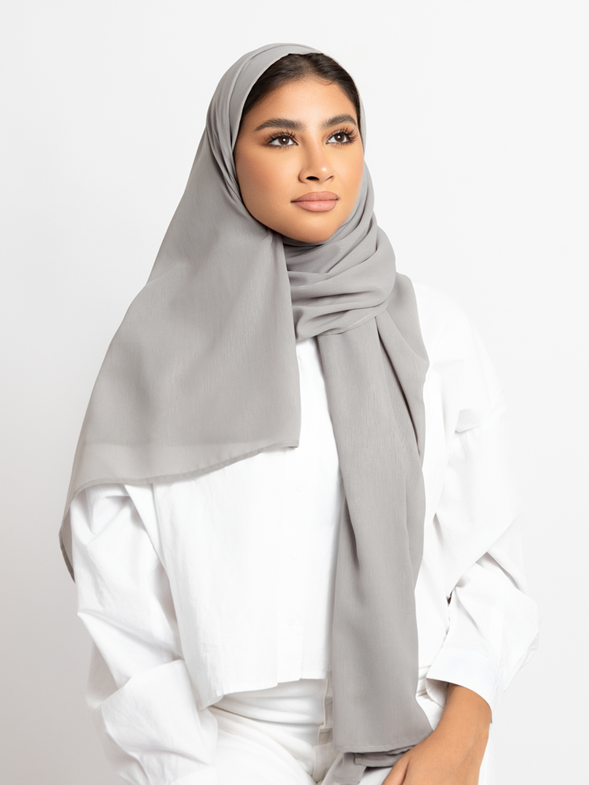 Luxurious chiffon hijab plain tarha 200 cm long green color high quality material online in ksa by kaafmeem