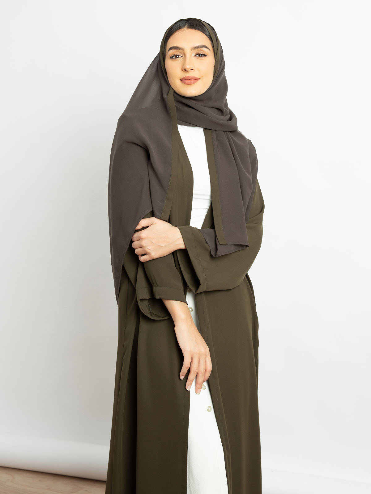 Olive - Light Regular-fit Long Abaya 