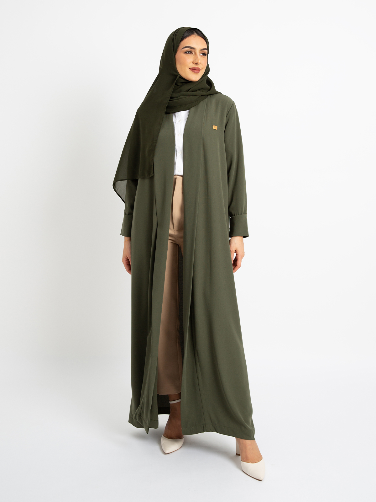 Kaafmeem women clothing regular fit green color open long practical abaya in crepe fabric 