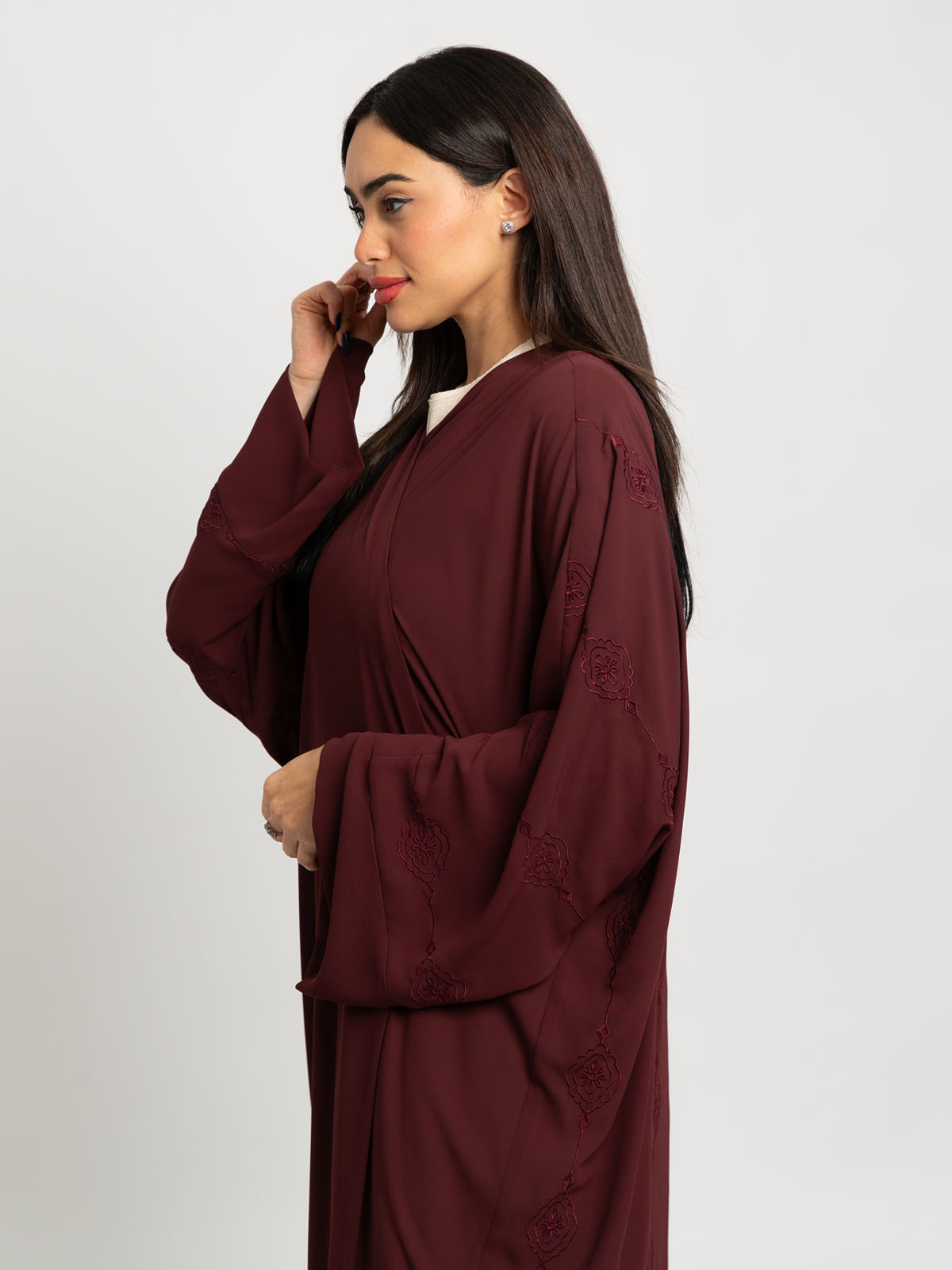 Maroon Daisy Chains Wide-fit Abaya
