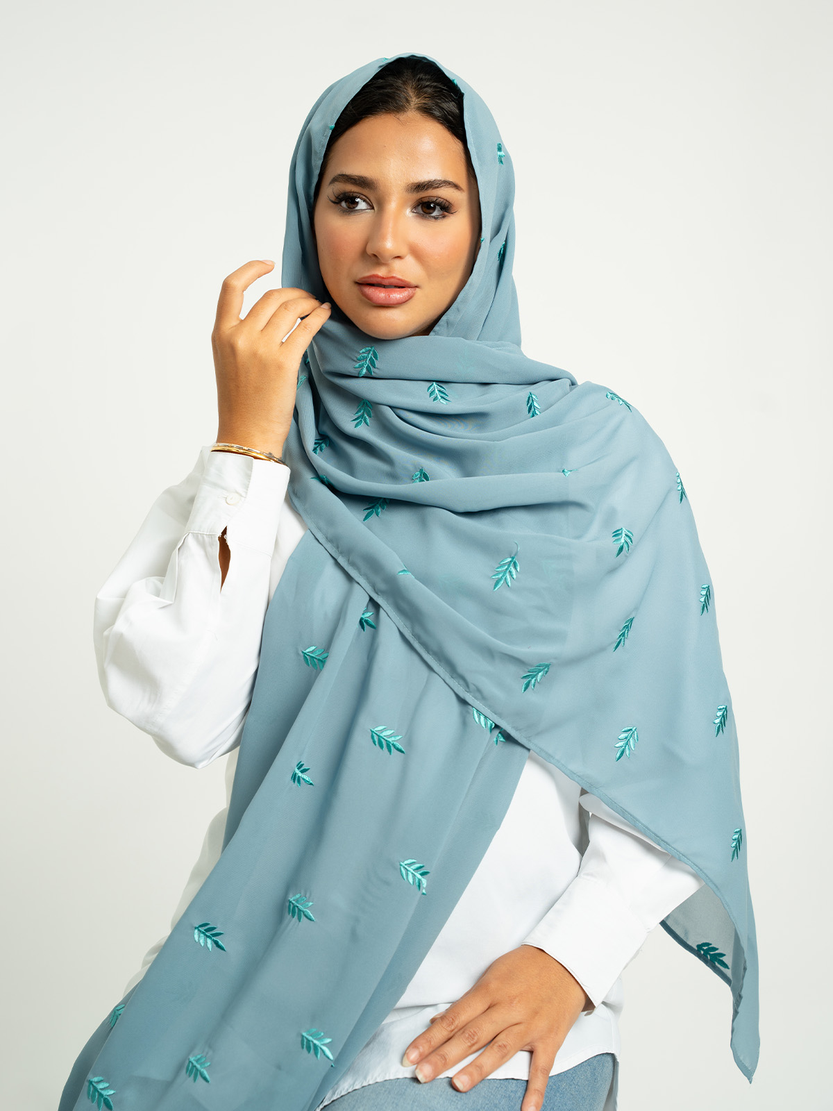 Outlet Aqua Sanabel Embroidered Laser Tarha