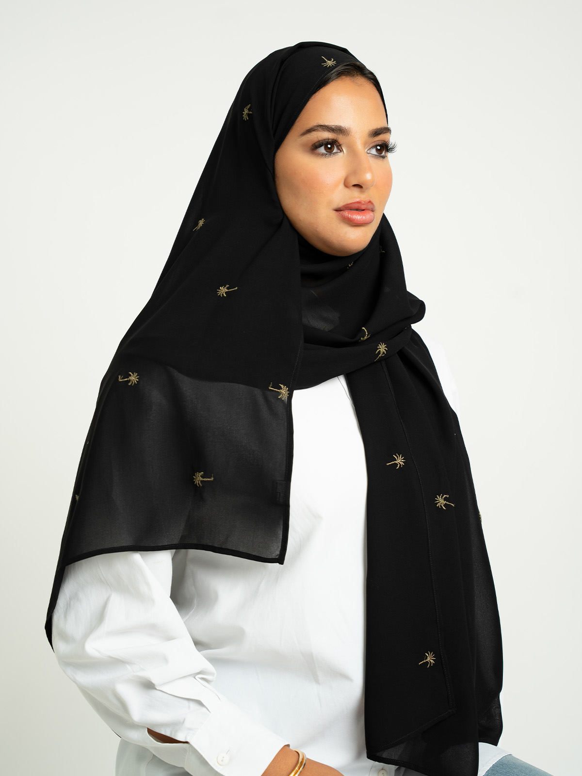 Outlet Black and Green Nakhla Embroidered Laser Tarha